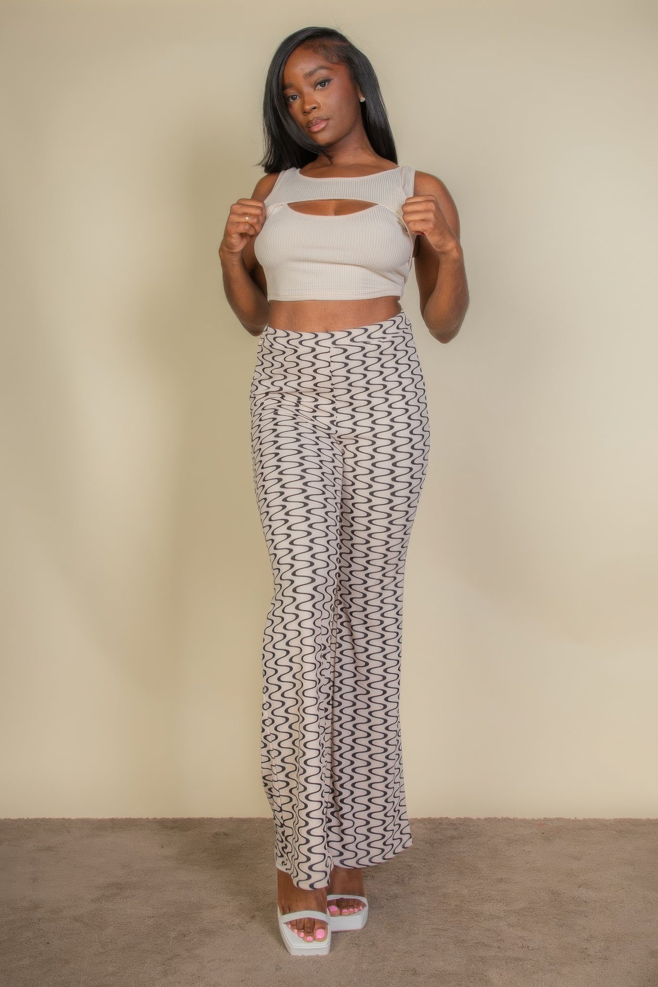 Wavy Print High Waist Flare Pants product image