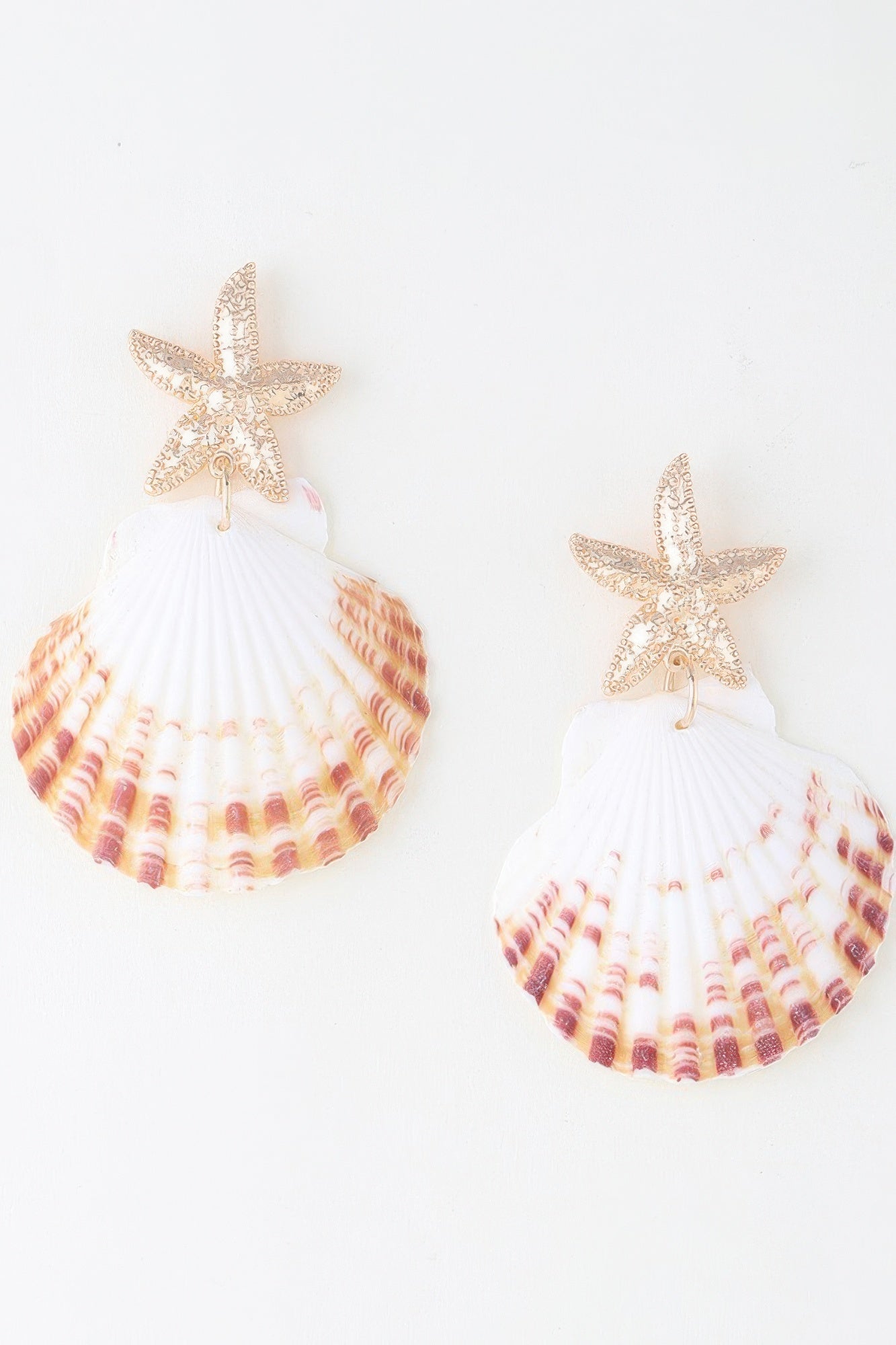 Under The Sea Clam Earrings product image