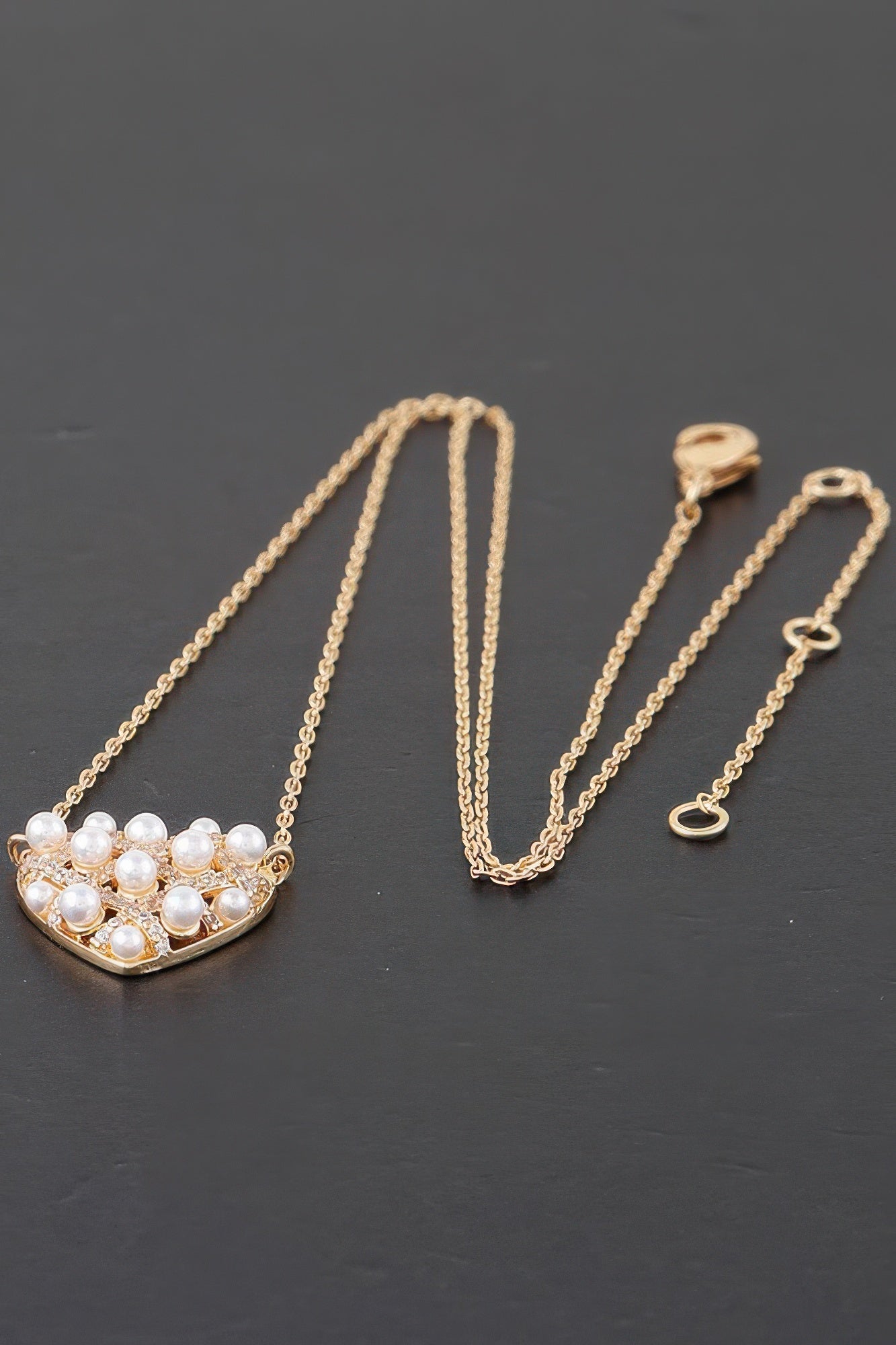 Quilted Pearl Heart Necklace product image