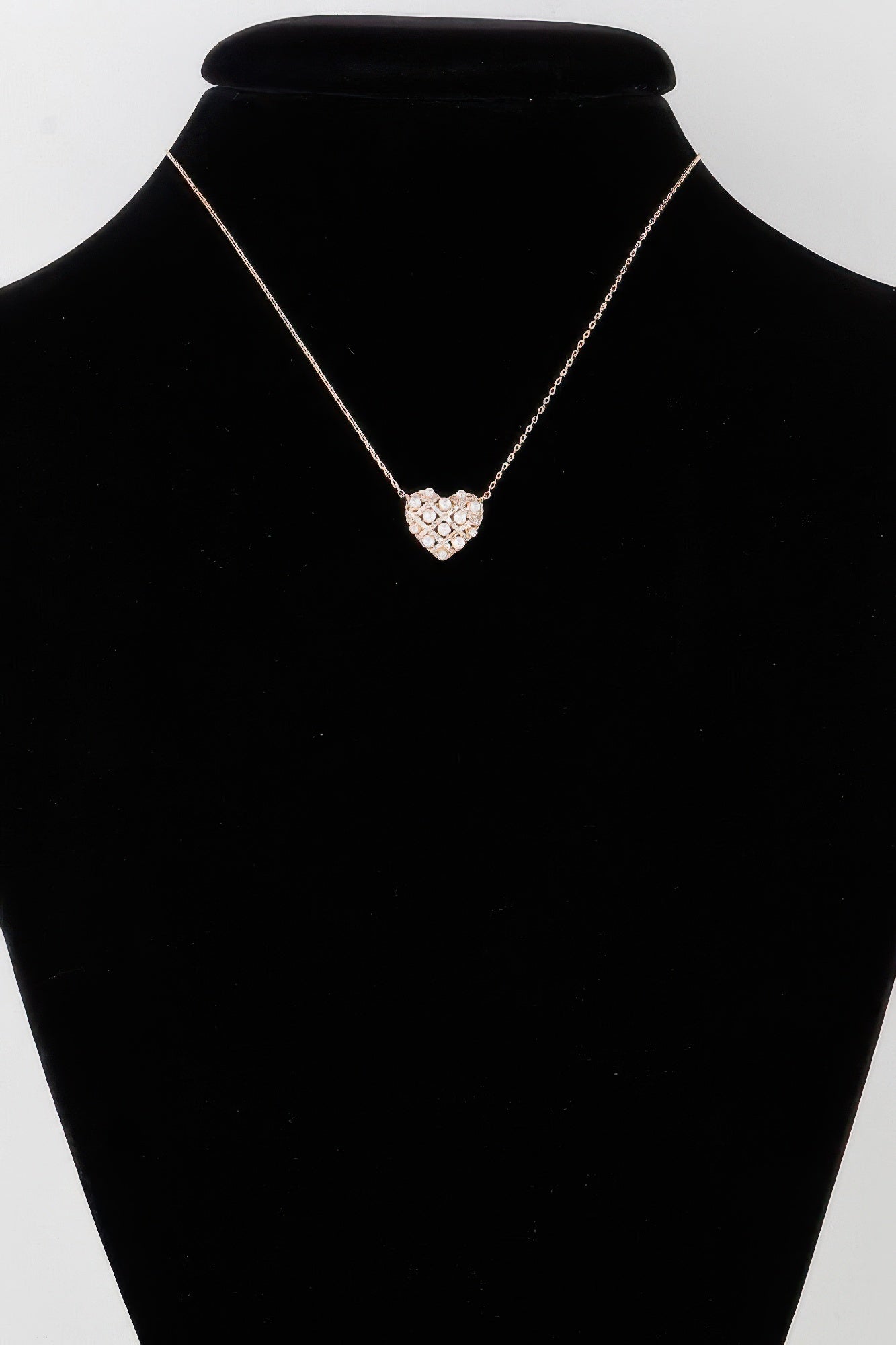Quilted Pearl Heart Necklace product image