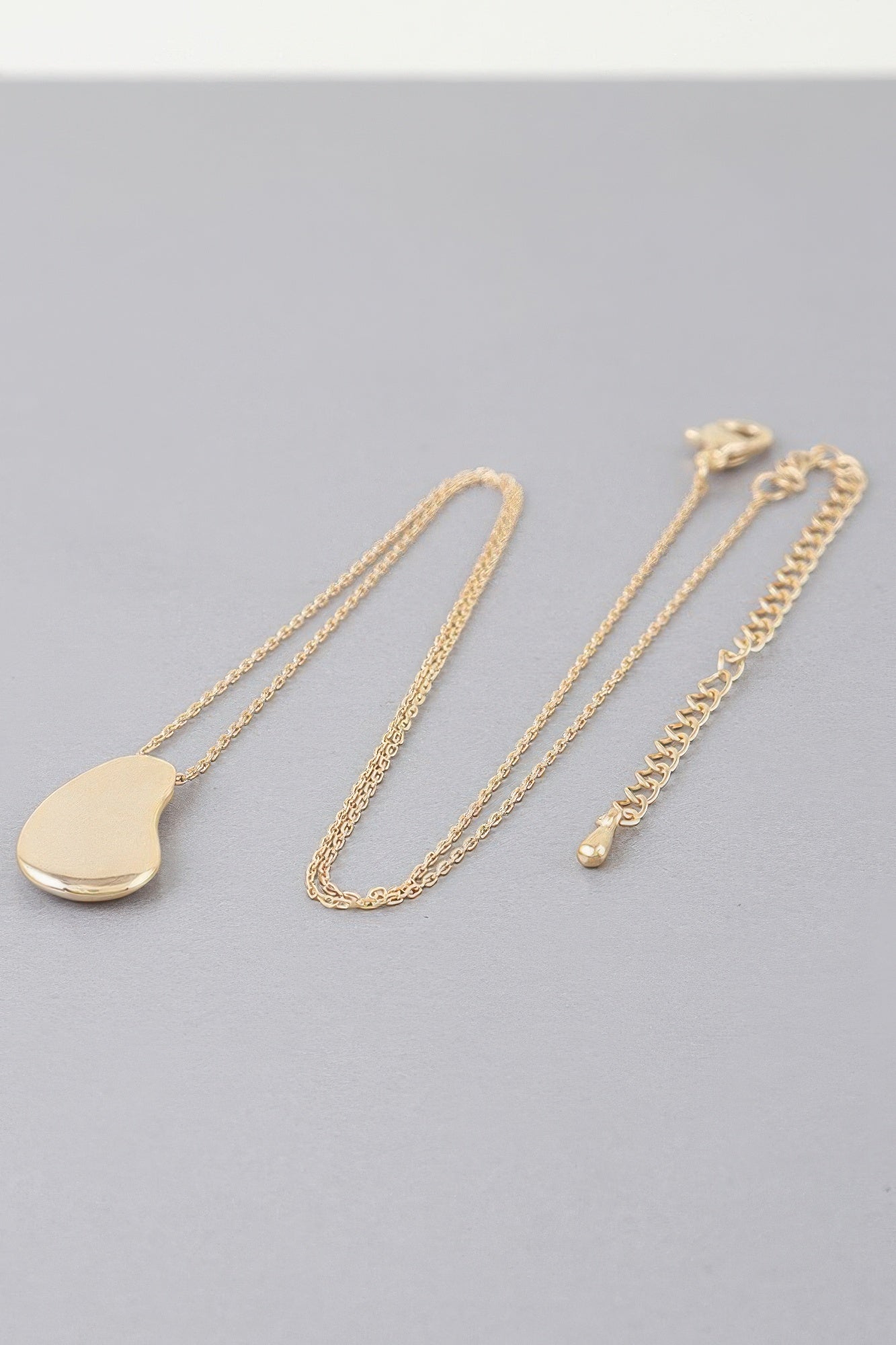 Modern Teardrop Chain Necklace product image
