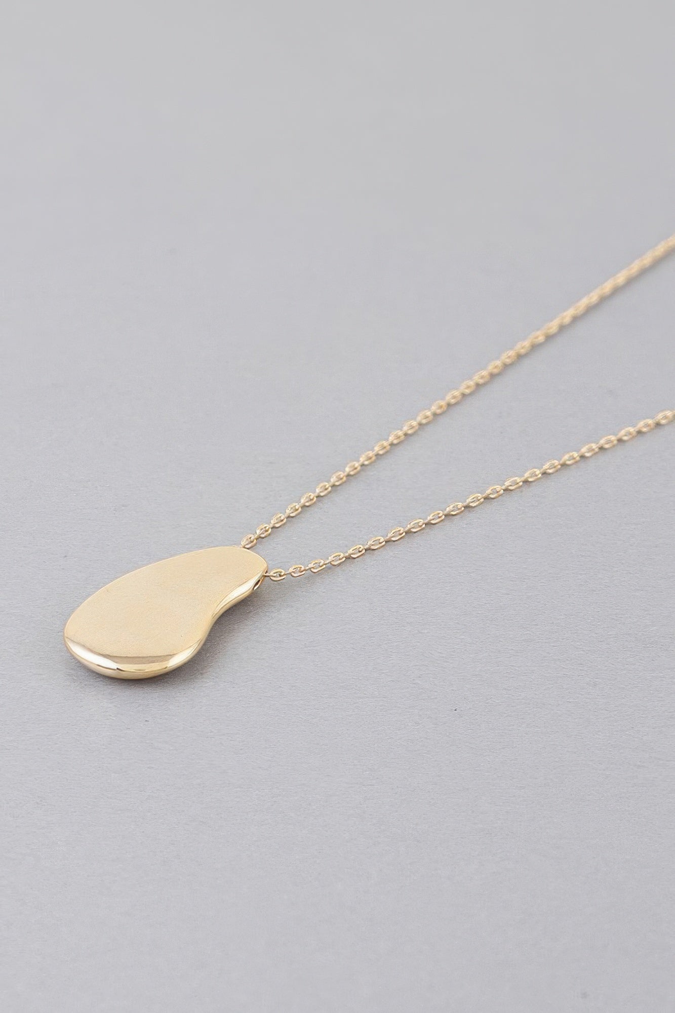 Modern Teardrop Chain Necklace product image
