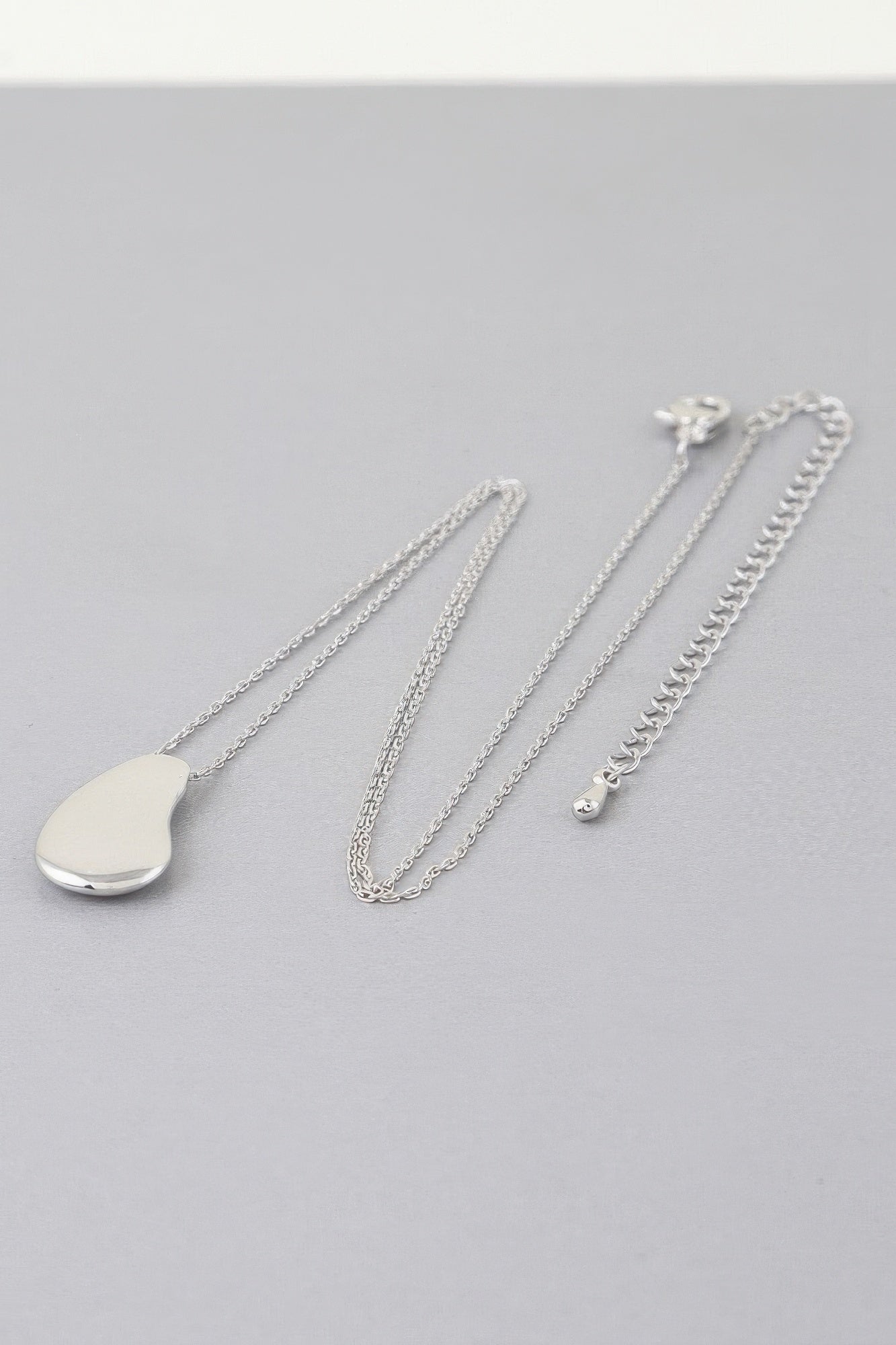 Modern Teardrop Chain Necklace product image