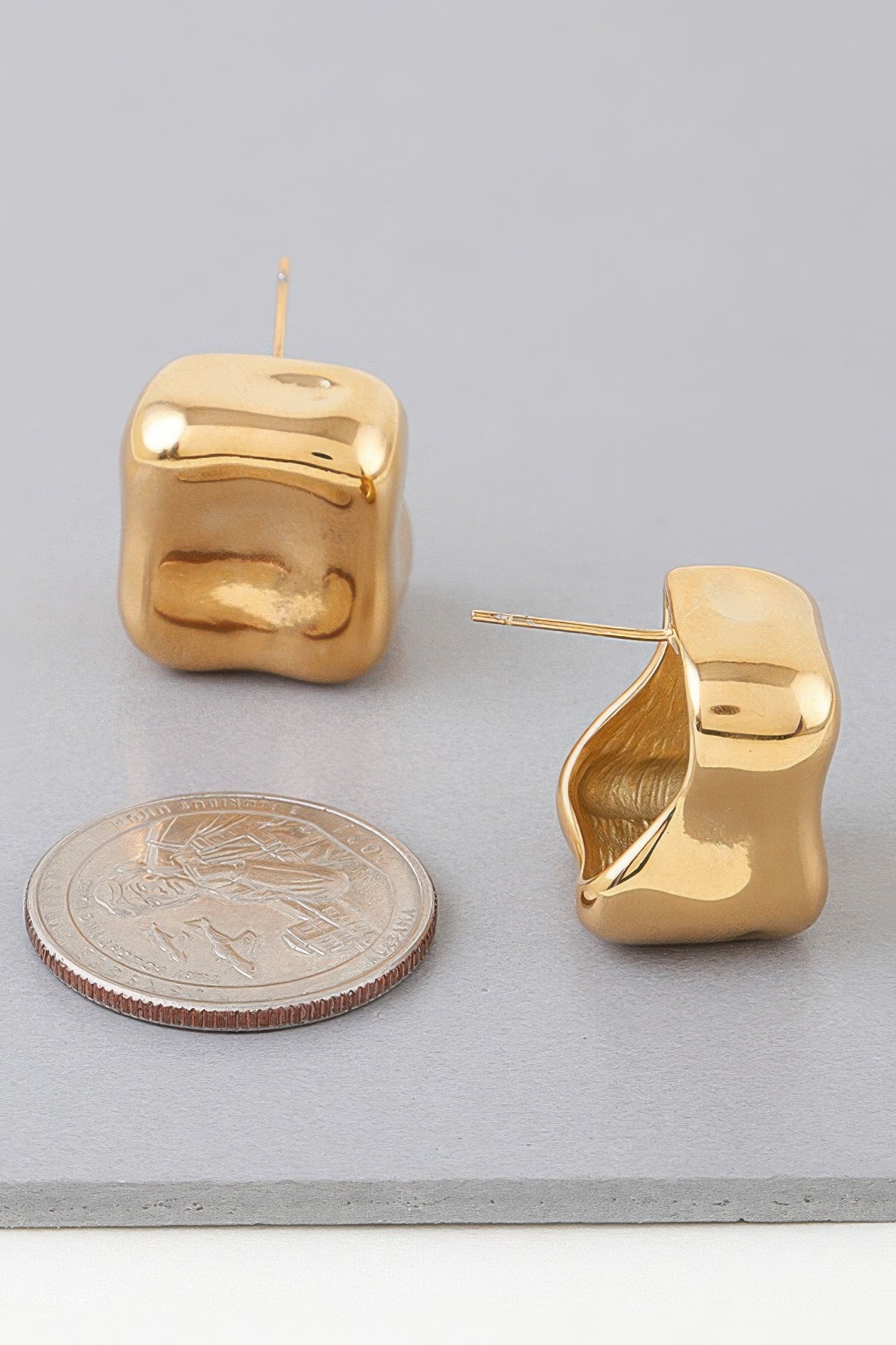 Modern Cube Stud Earrings product image