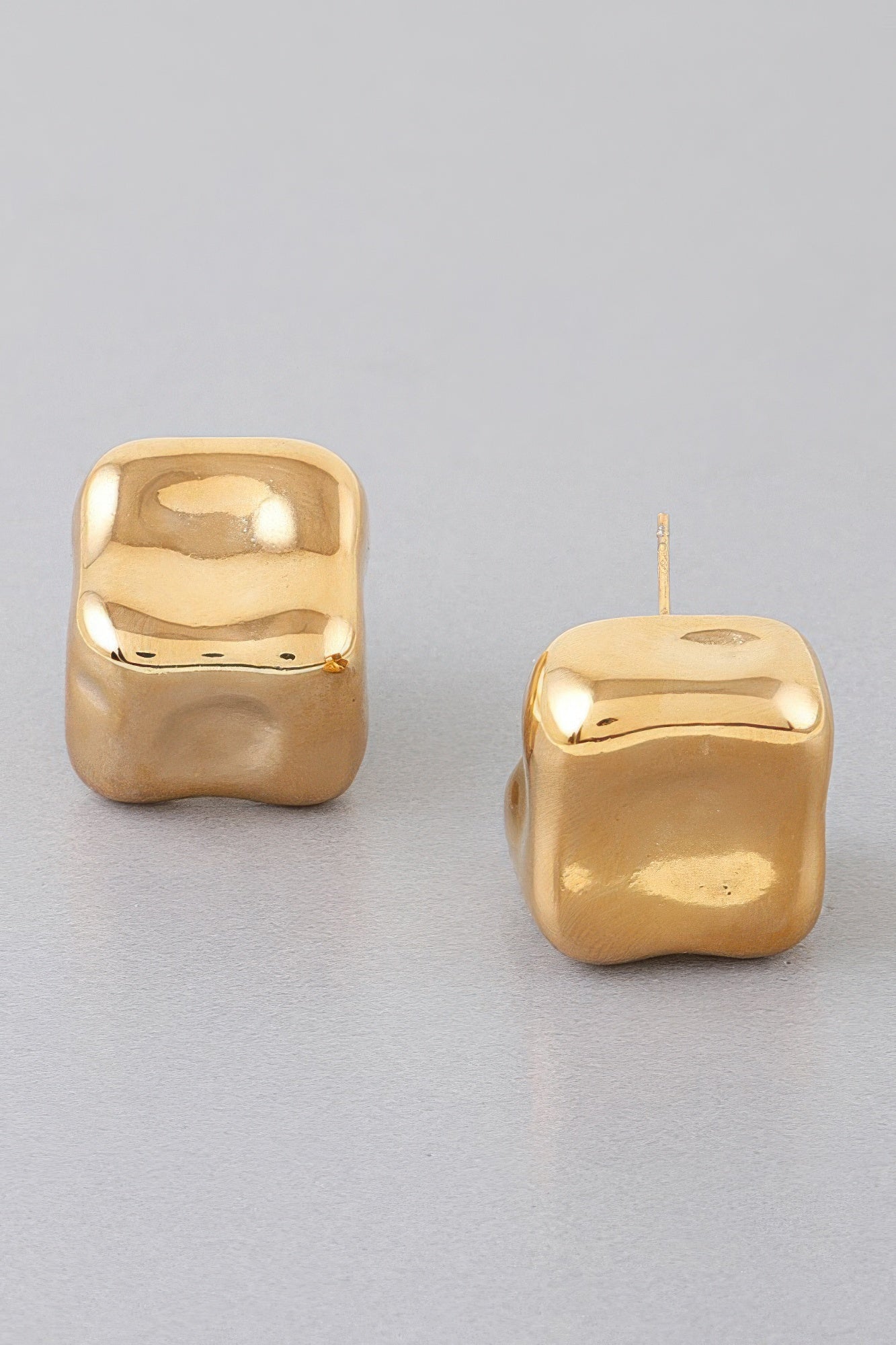 Modern Cube Stud Earrings product image