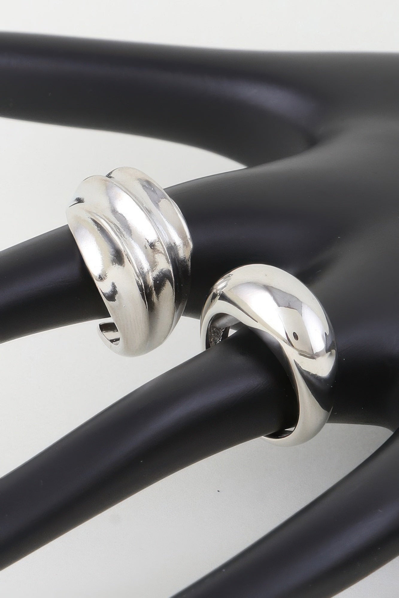 Shiny Swirl Duo Rings product image
