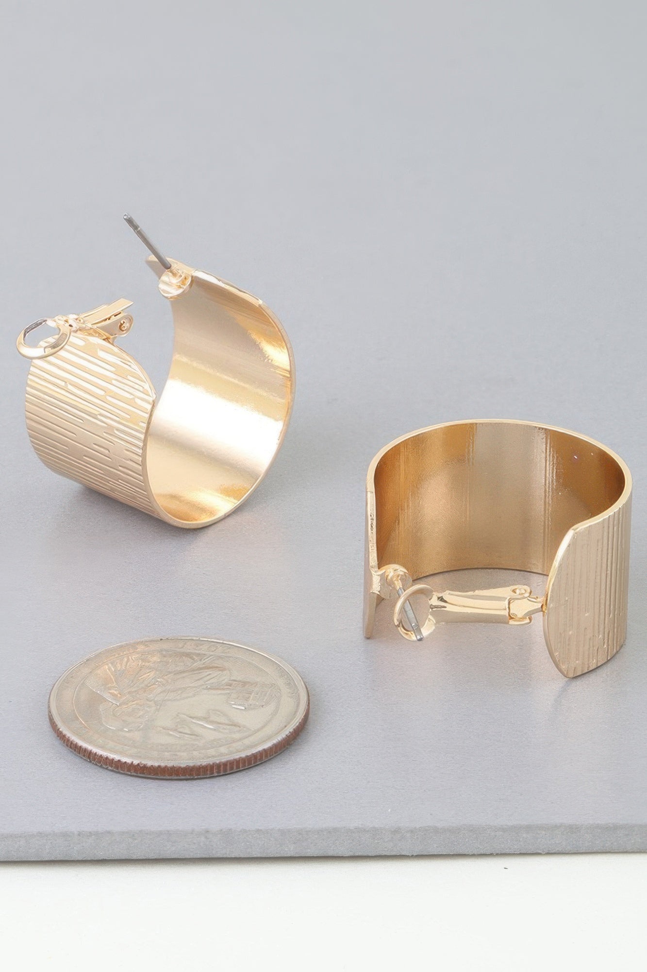 Wide Ribbed Hoop Earrings product image