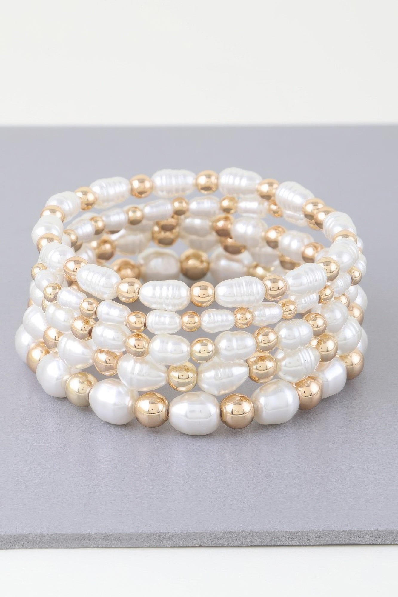 Ribbed Pearl Beaded Bracelet product image