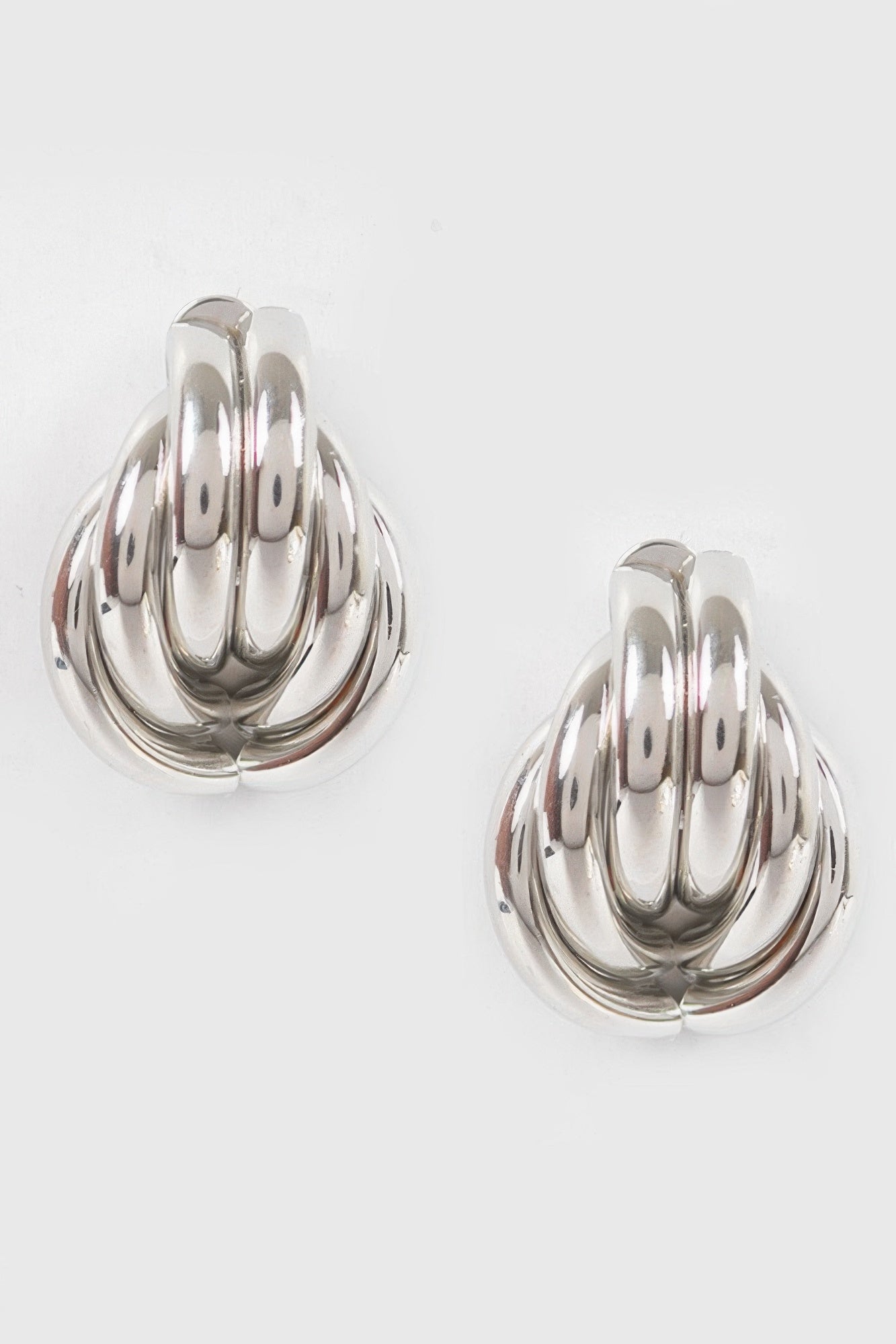 Metal Stud Earring product image