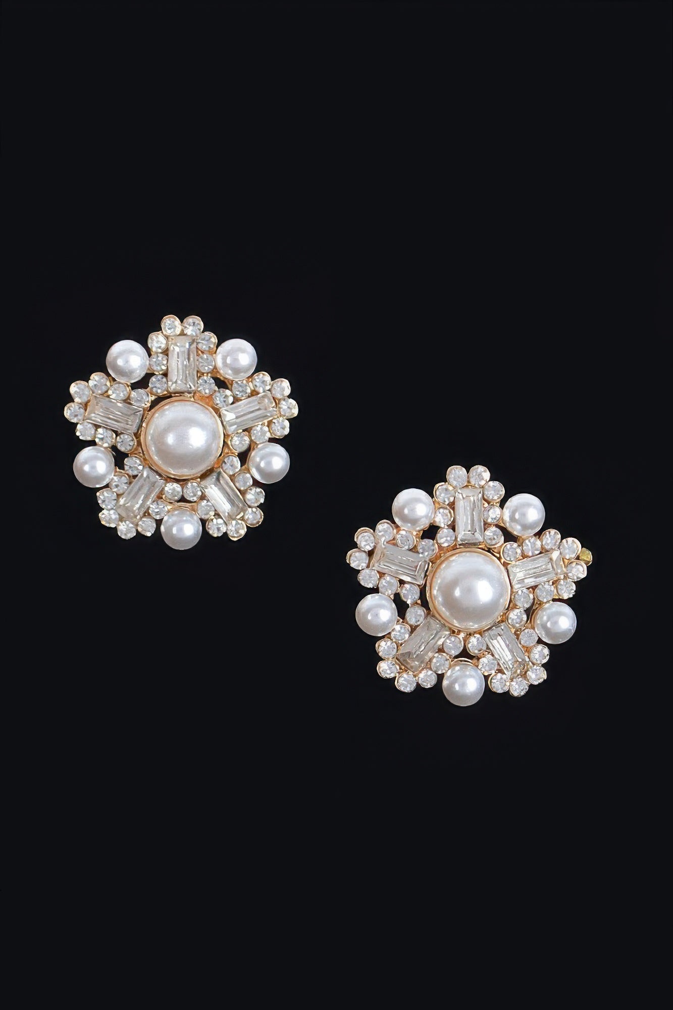 Starburst Faux Pearl Earrings product image