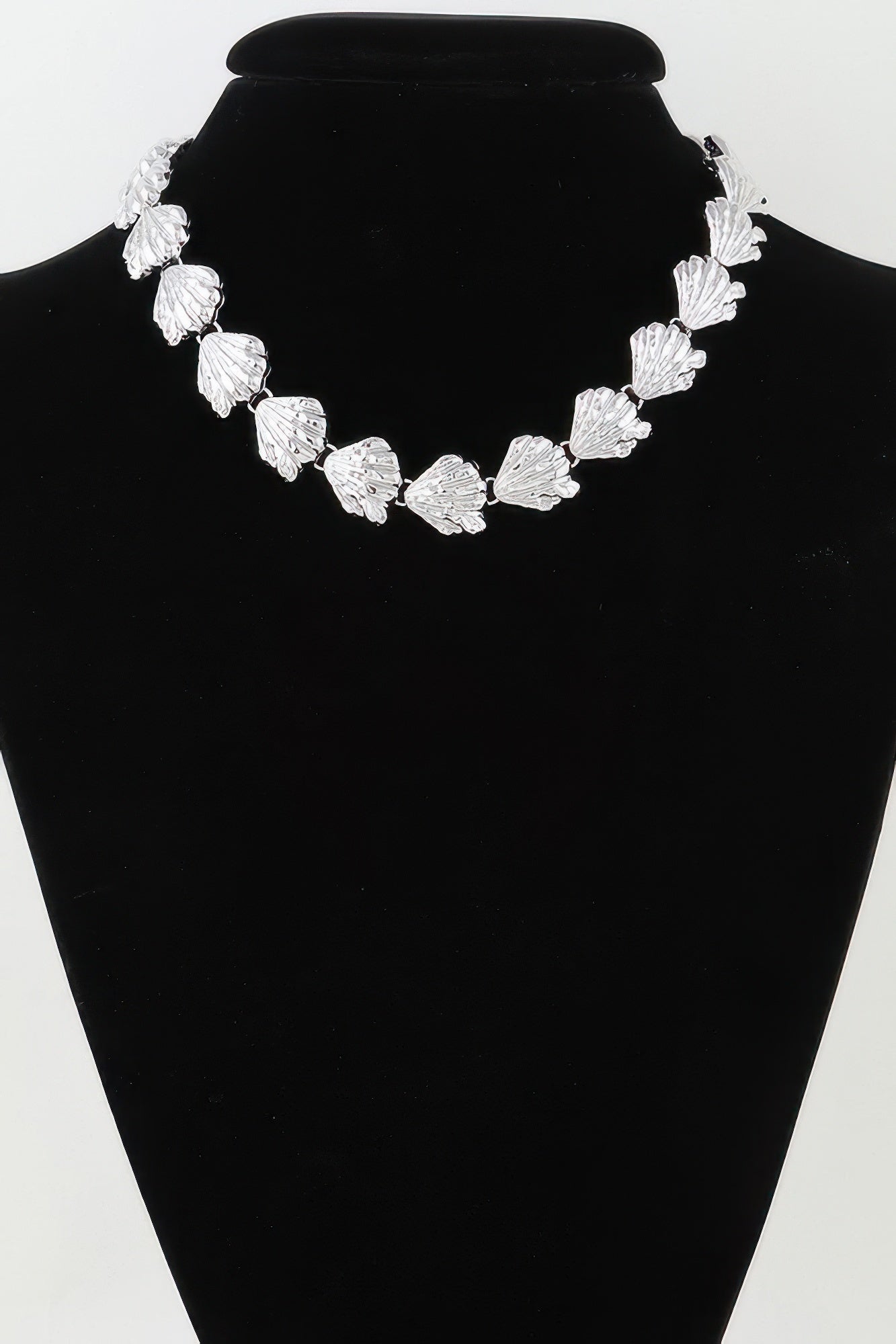 Hammered Sea Shell Charm Necklace product image