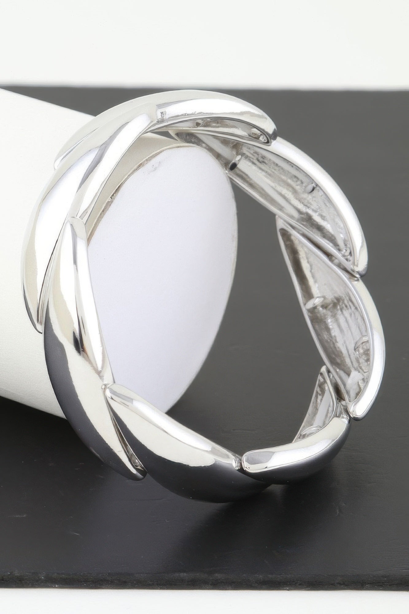 Shiny Overlapping Leaves Bracelet product image