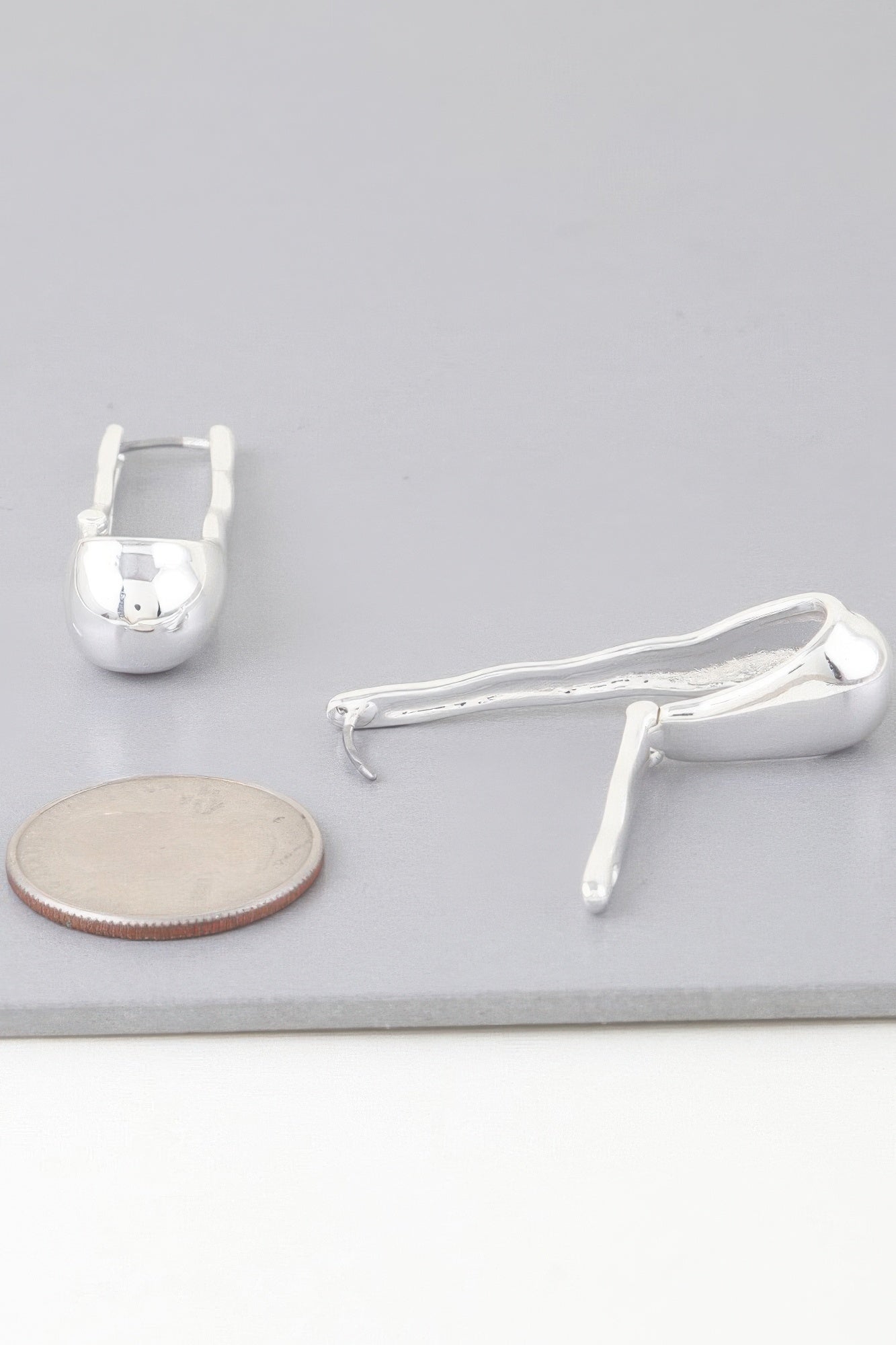 Shiny Melt Hoop Earrings product image