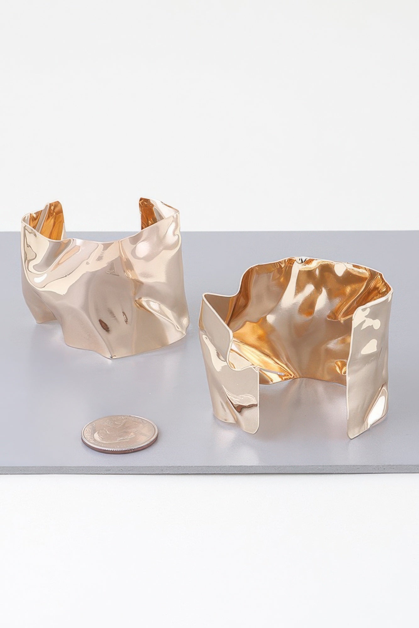 Ripple Plate Hoop Earrings product image