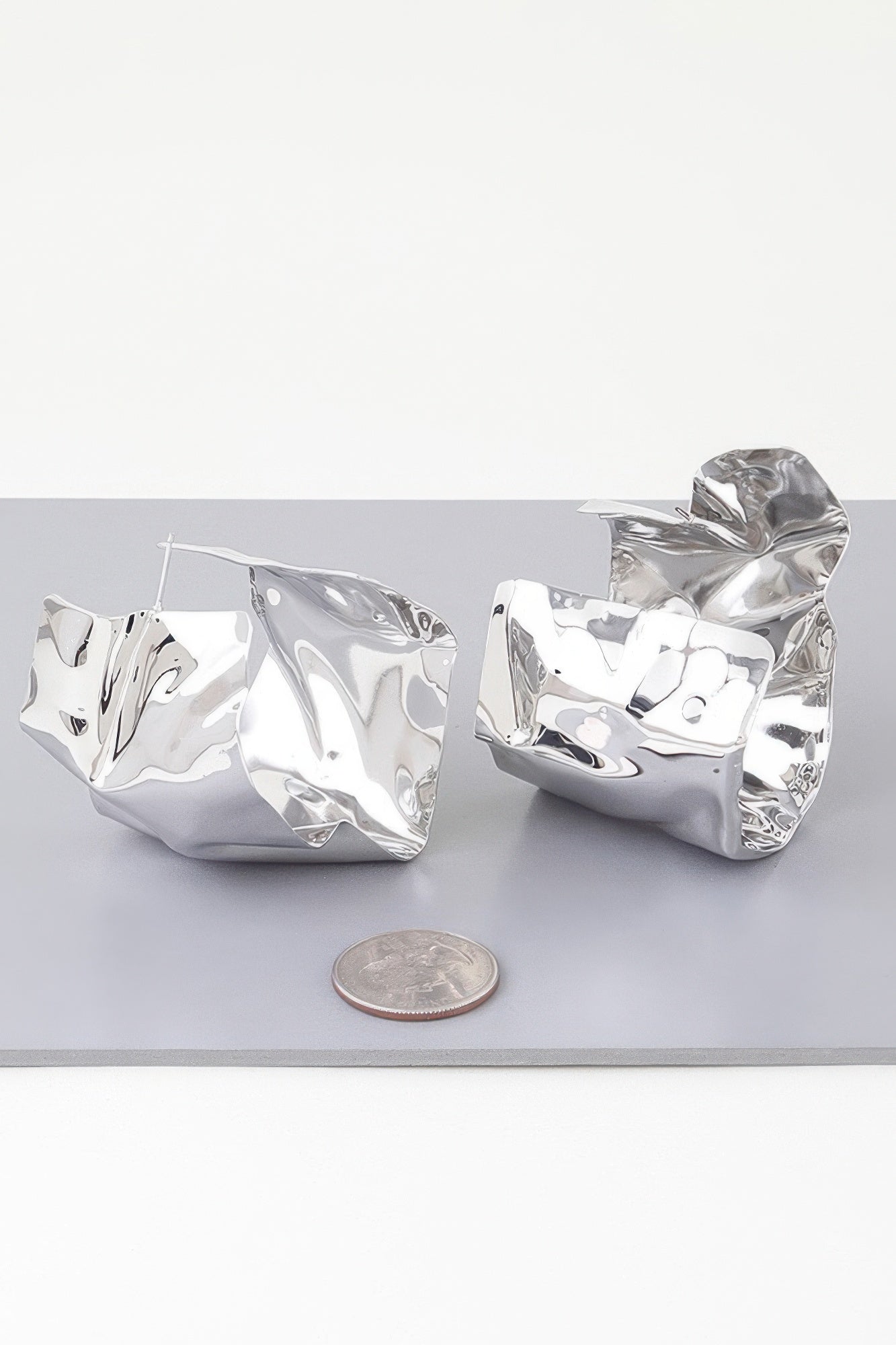 Ripple Plate Hoop Earrings product image