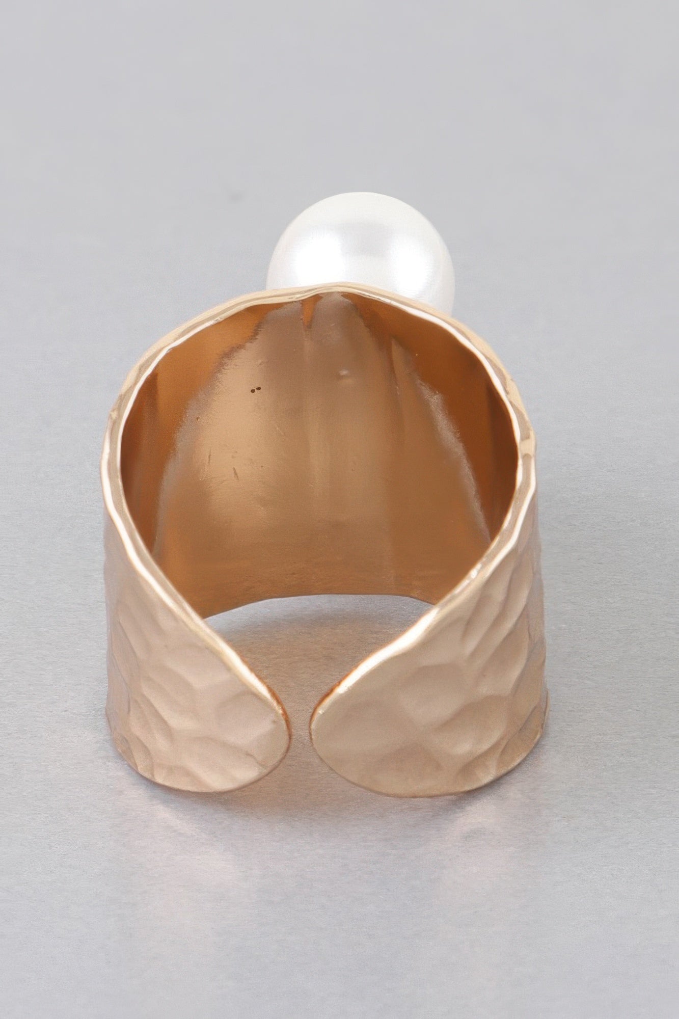 Hammered Twin Pearl Ring product image
