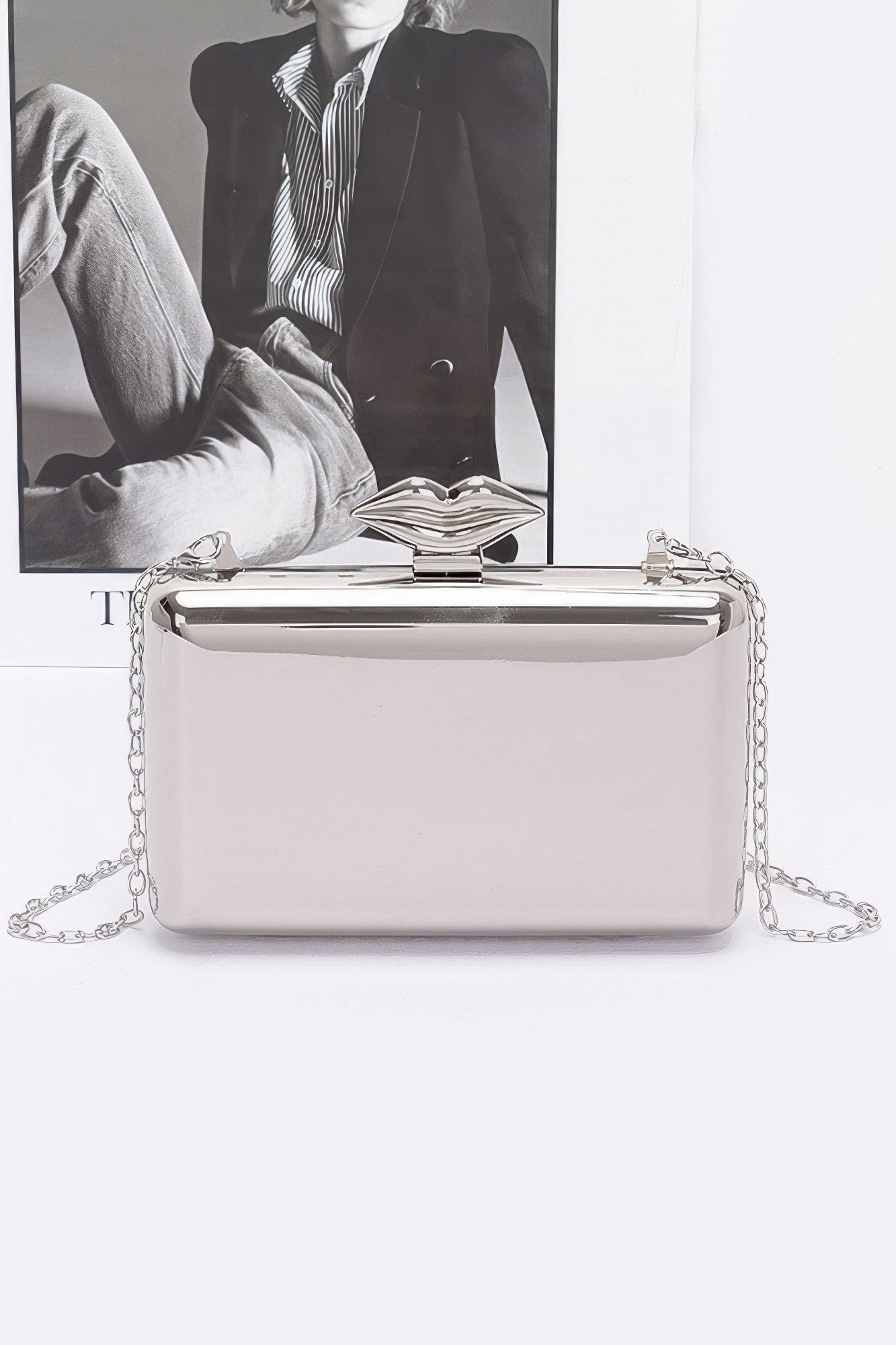 Simple Metal Clutch product image