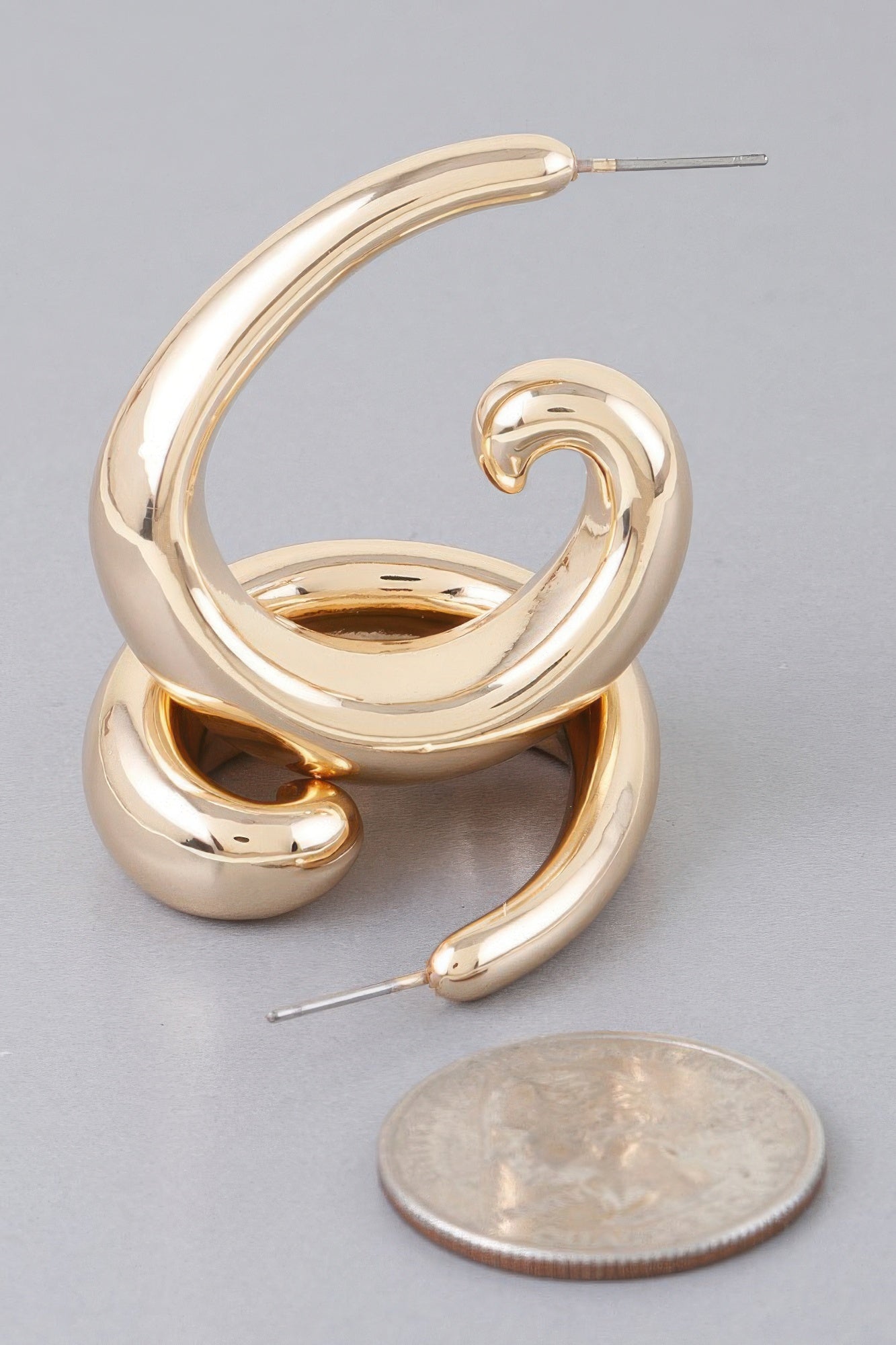Shiny Wave Curl Hoop Earrings product image