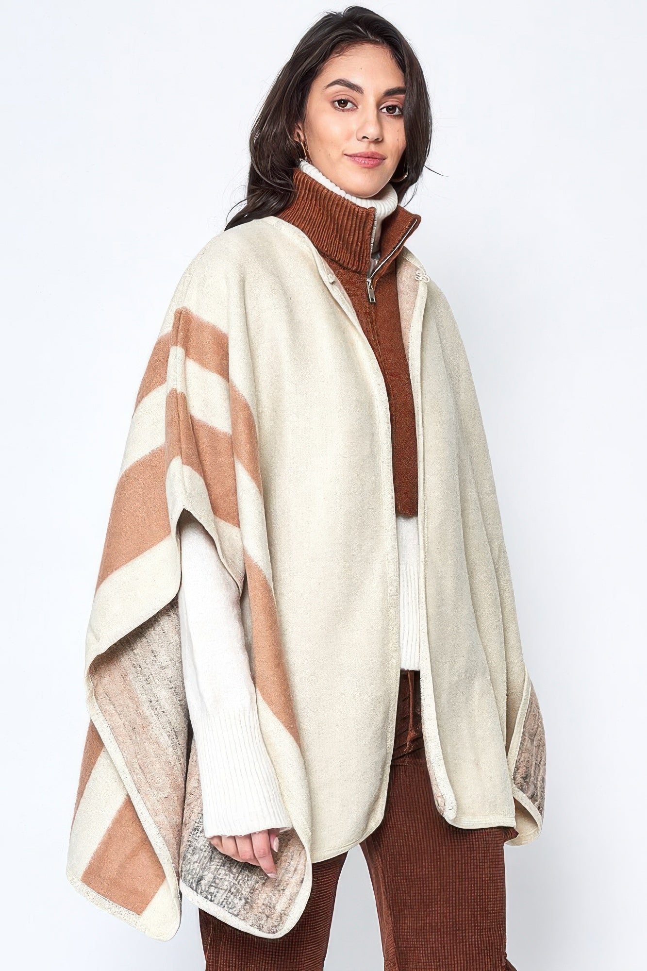 Side Border Ruana product image