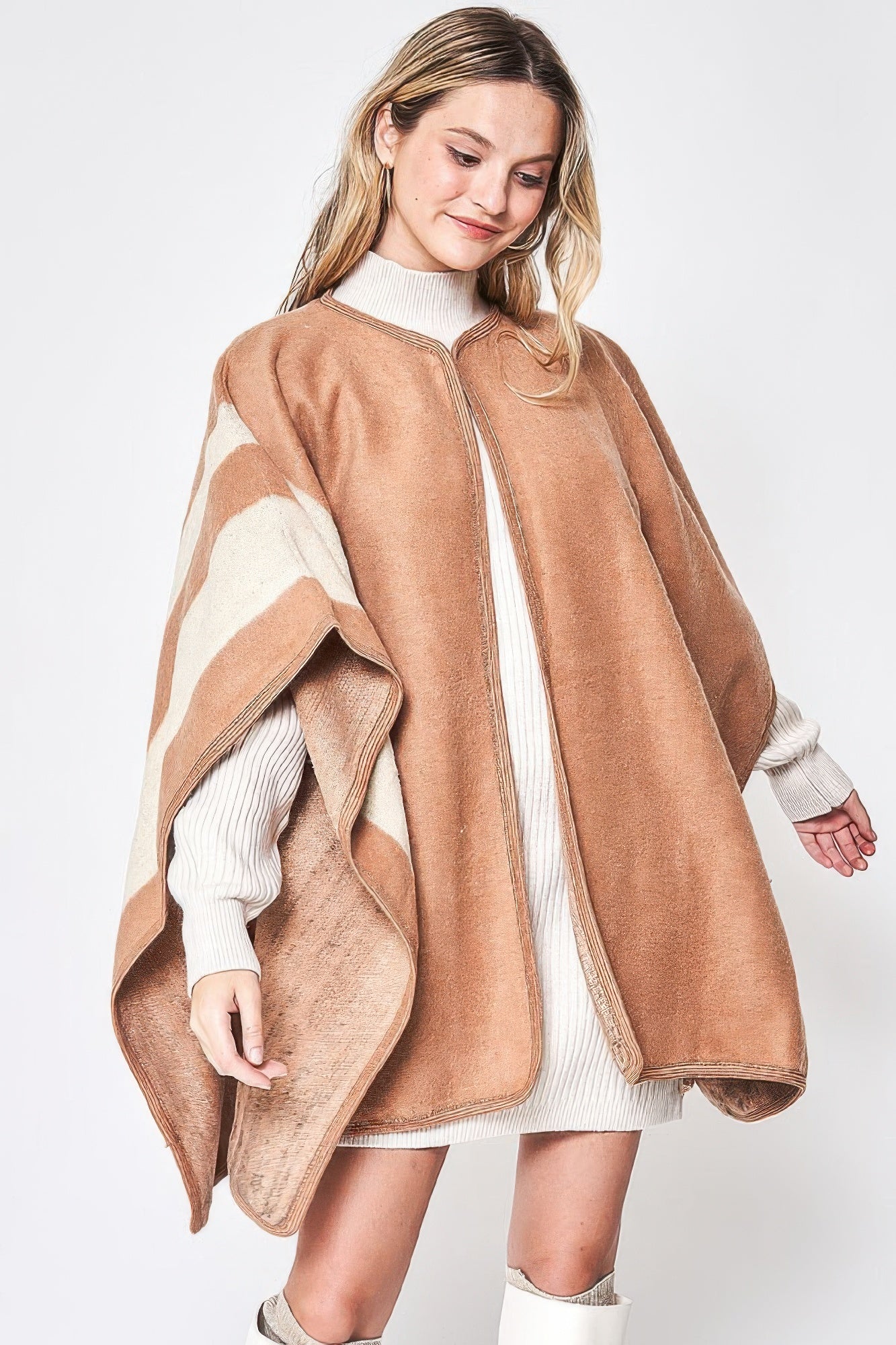 Side Border Ruana product image