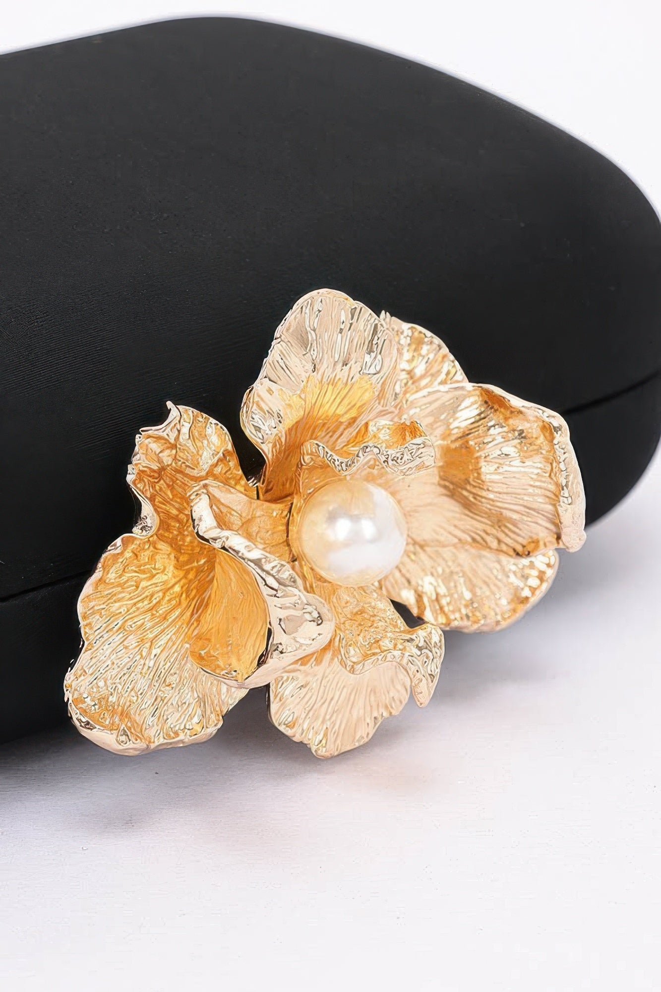 Big Metal Flower Satin Case Bag product image