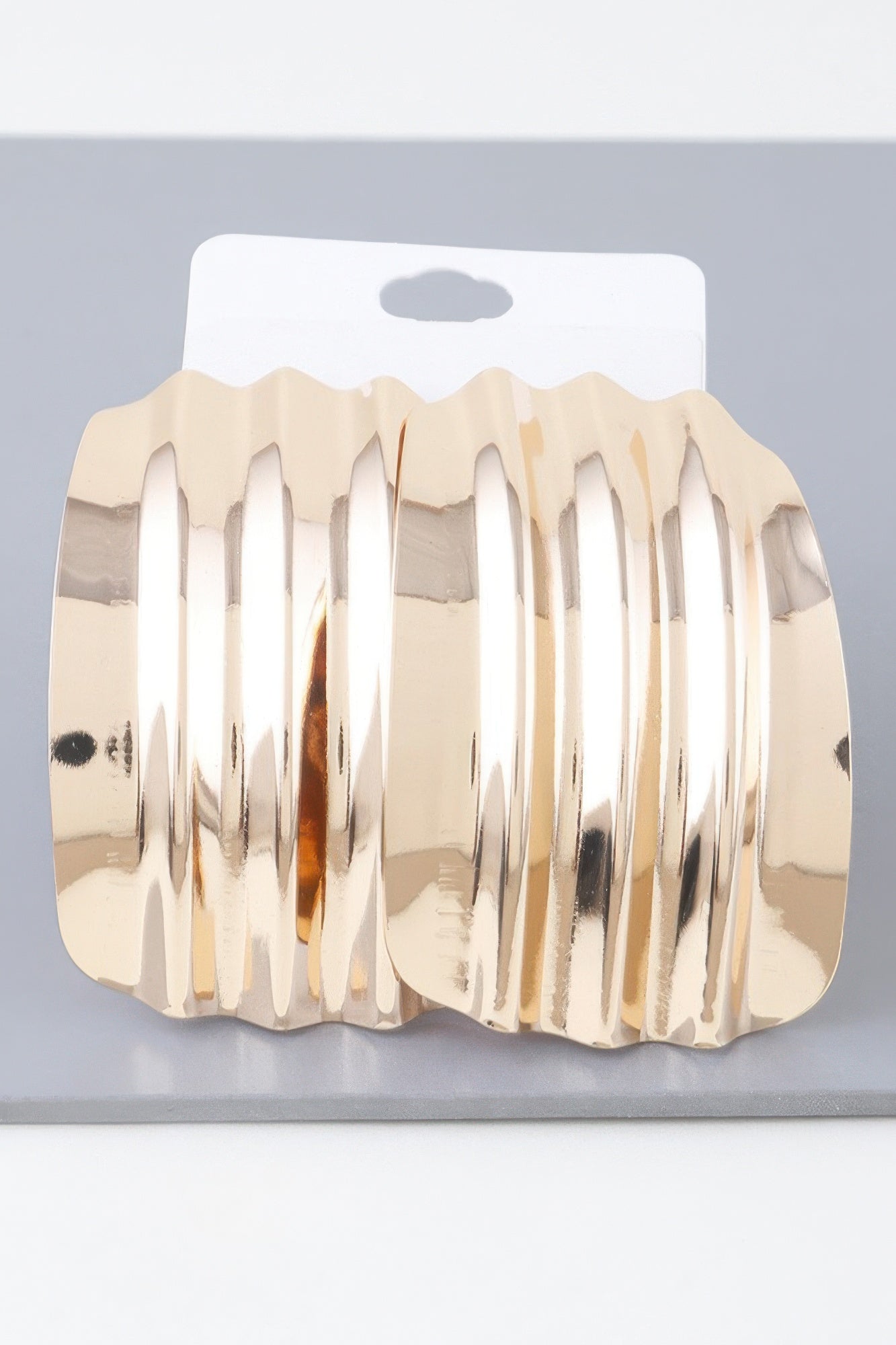 Shiny Ribbed Curve Earrings product image
