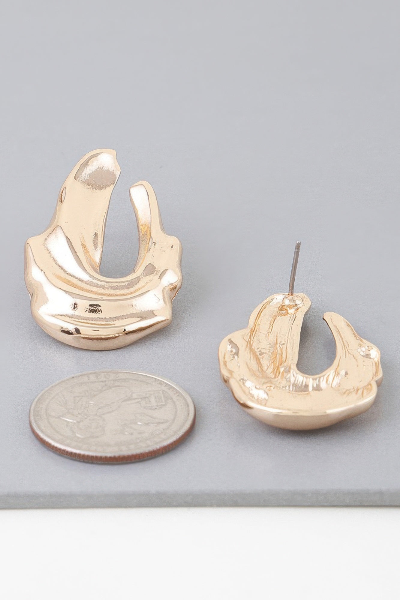 Shiny Ripple Drop Earrings product image