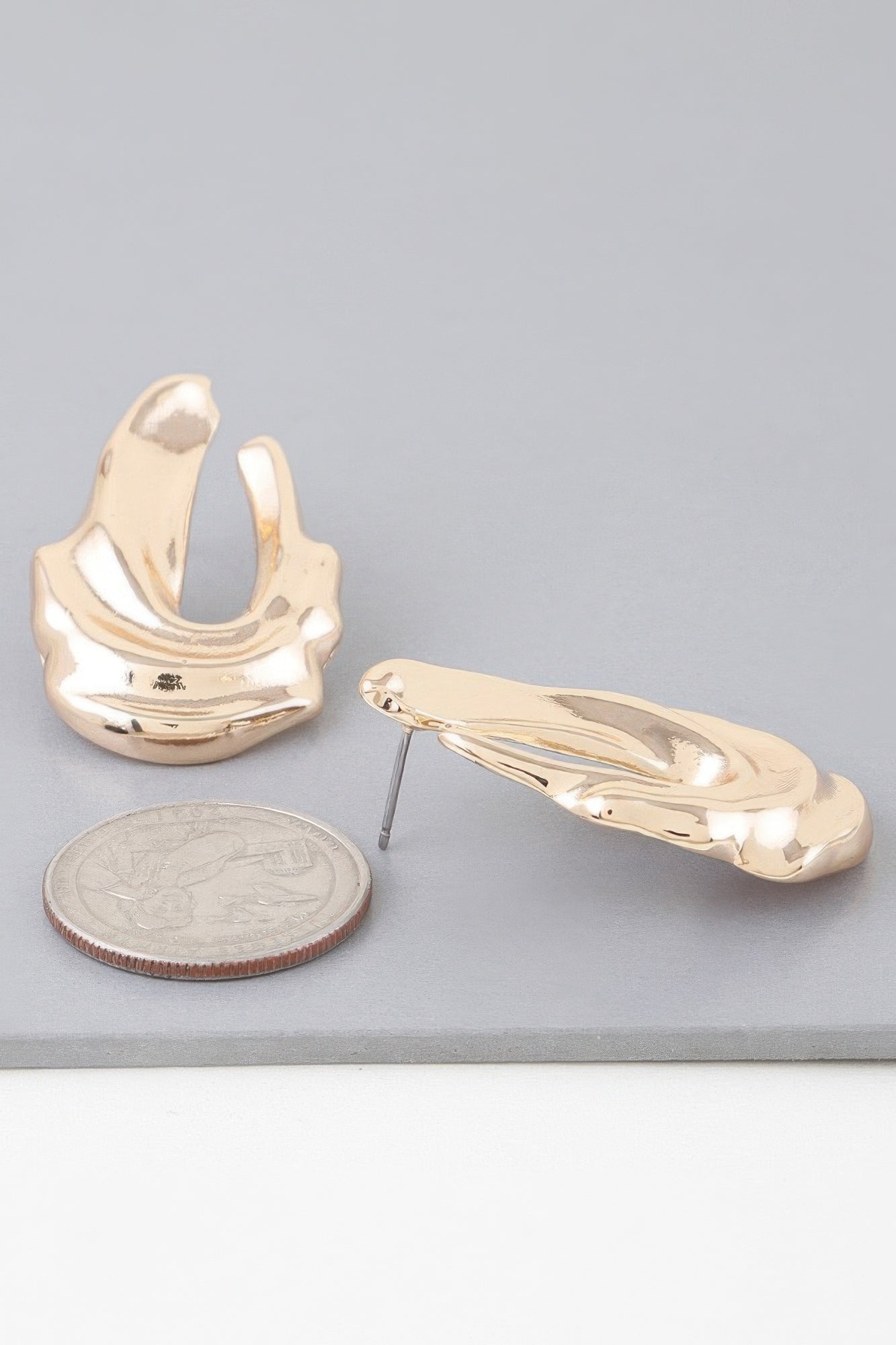 Shiny Ripple Drop Earrings product image