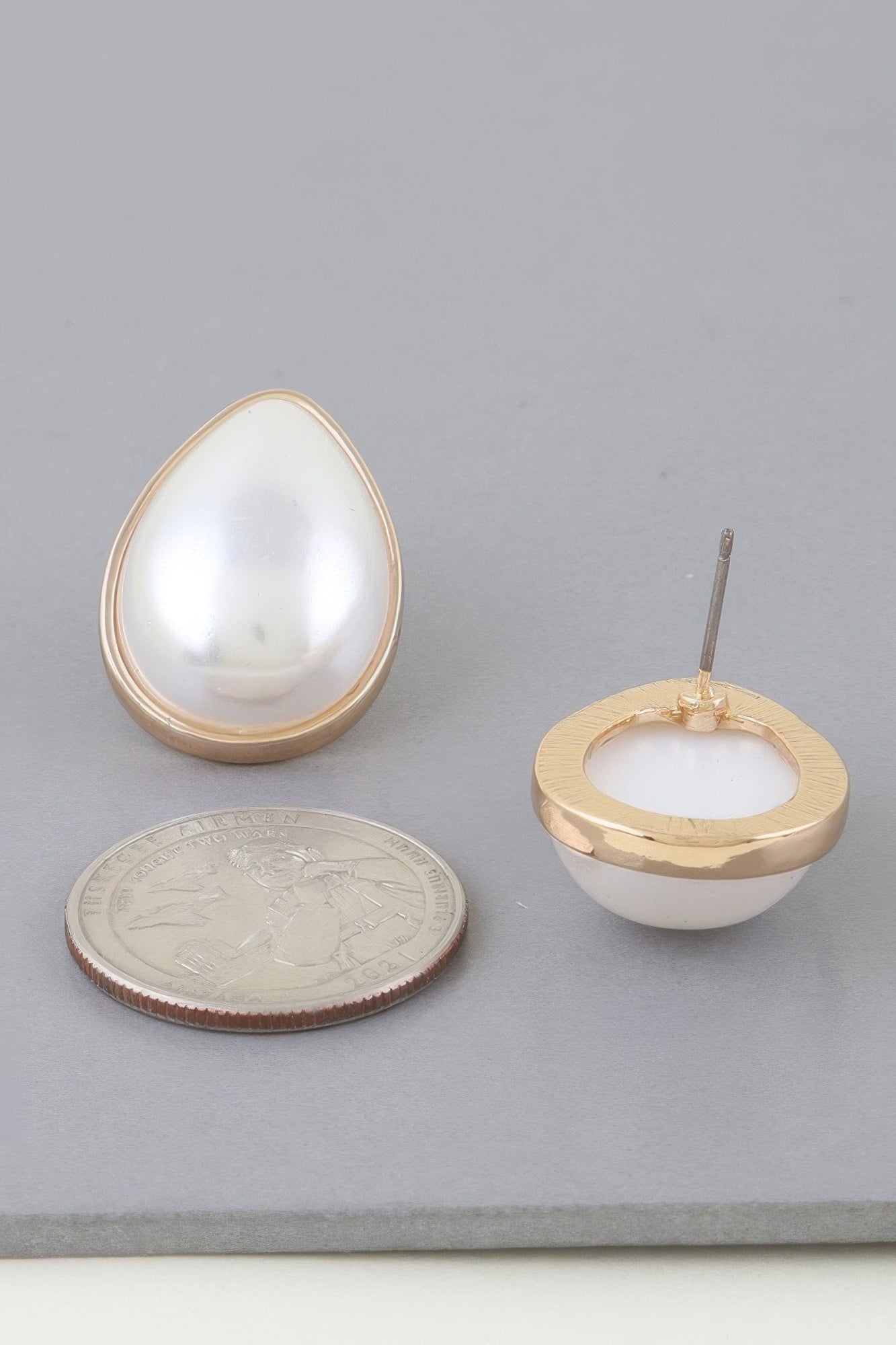 Modest Pearl Teardrop Earrings product image