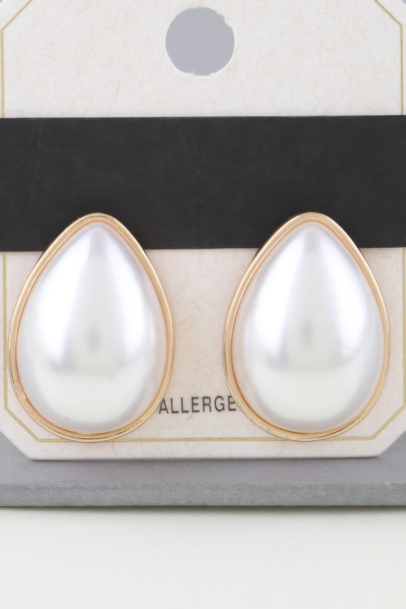 Modest Pearl Teardrop Earrings product image