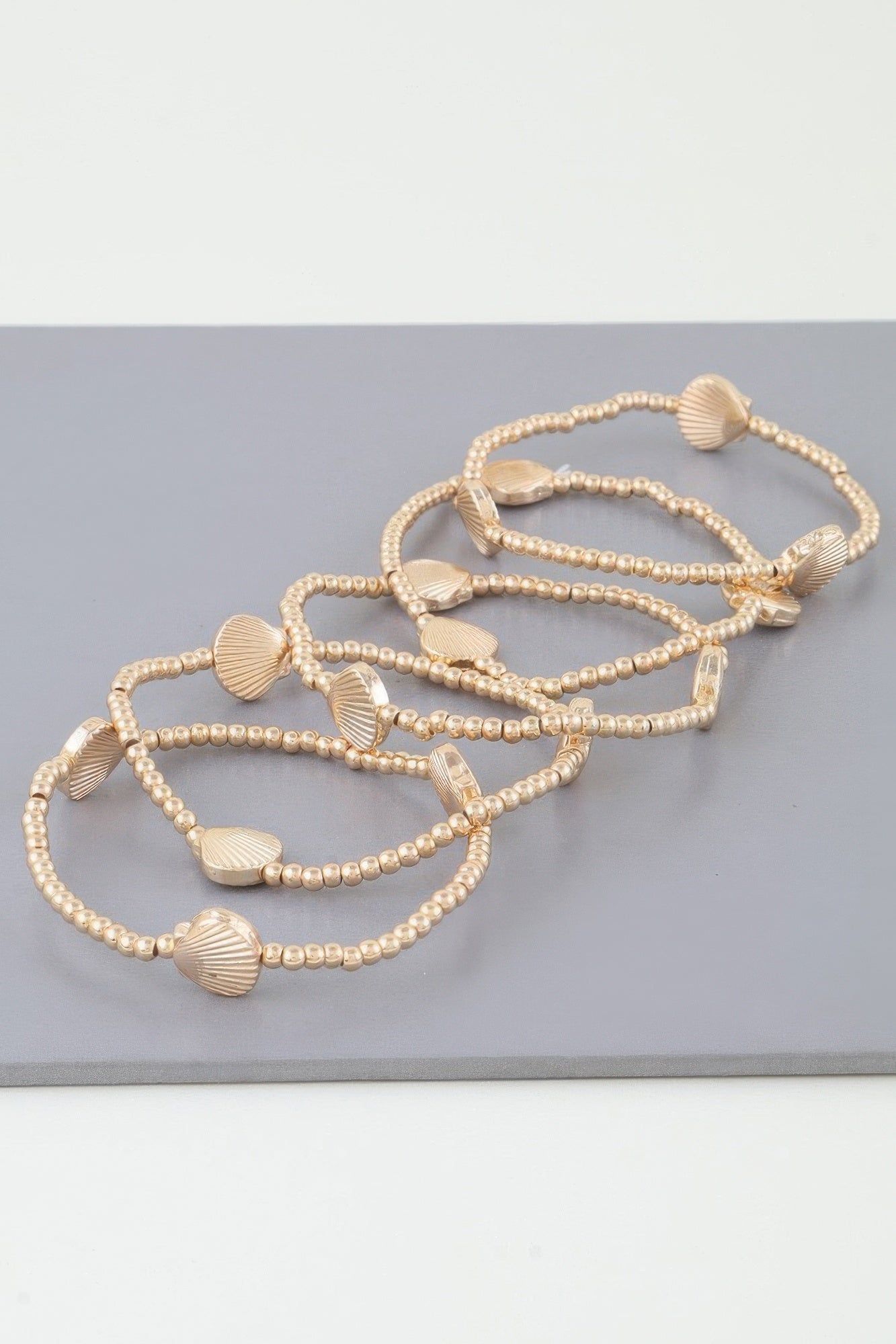 Shiny Seashell Beaded Bracelet product image
