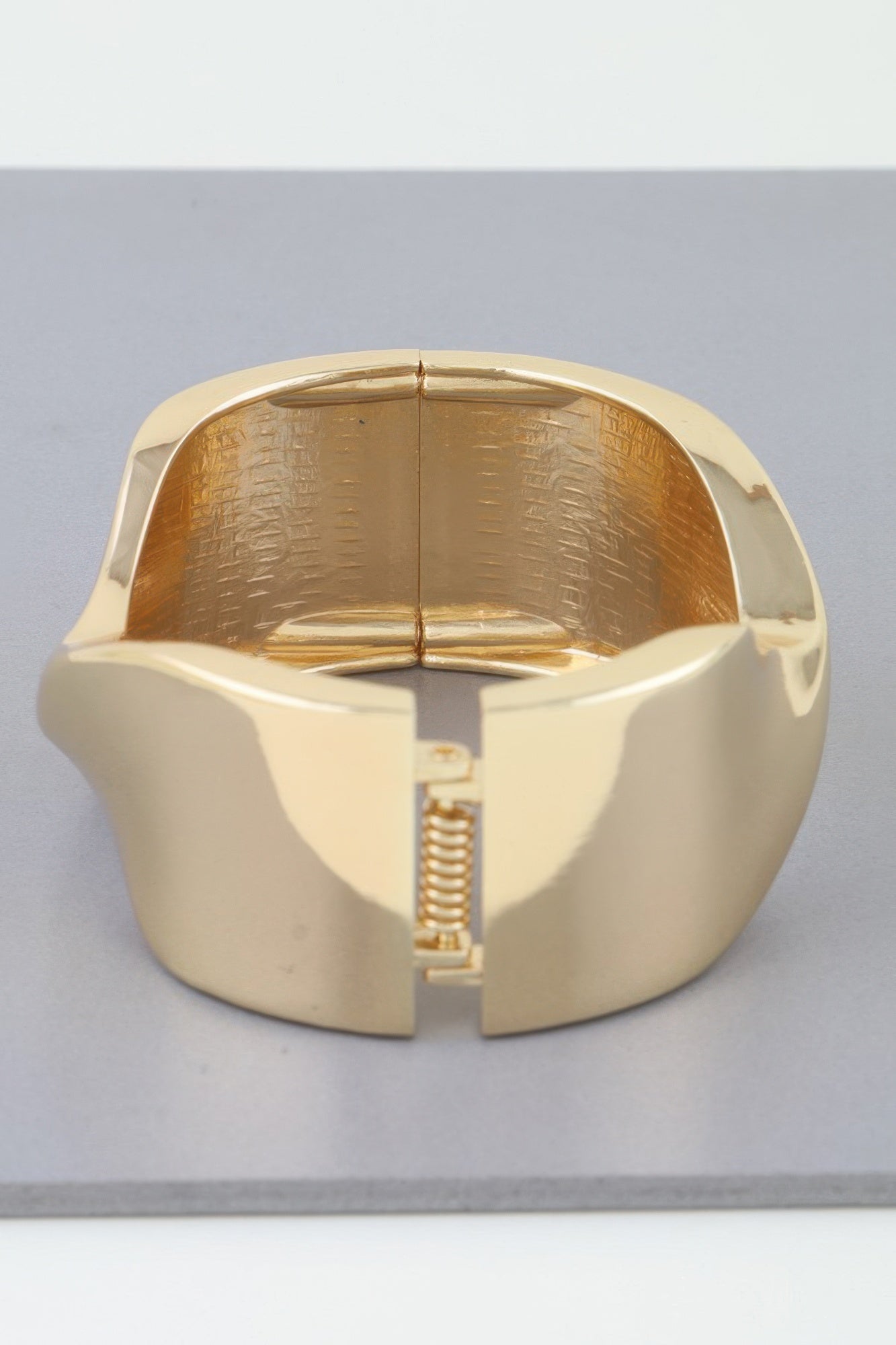 Shiny Twisted Cuff Bracelet product image