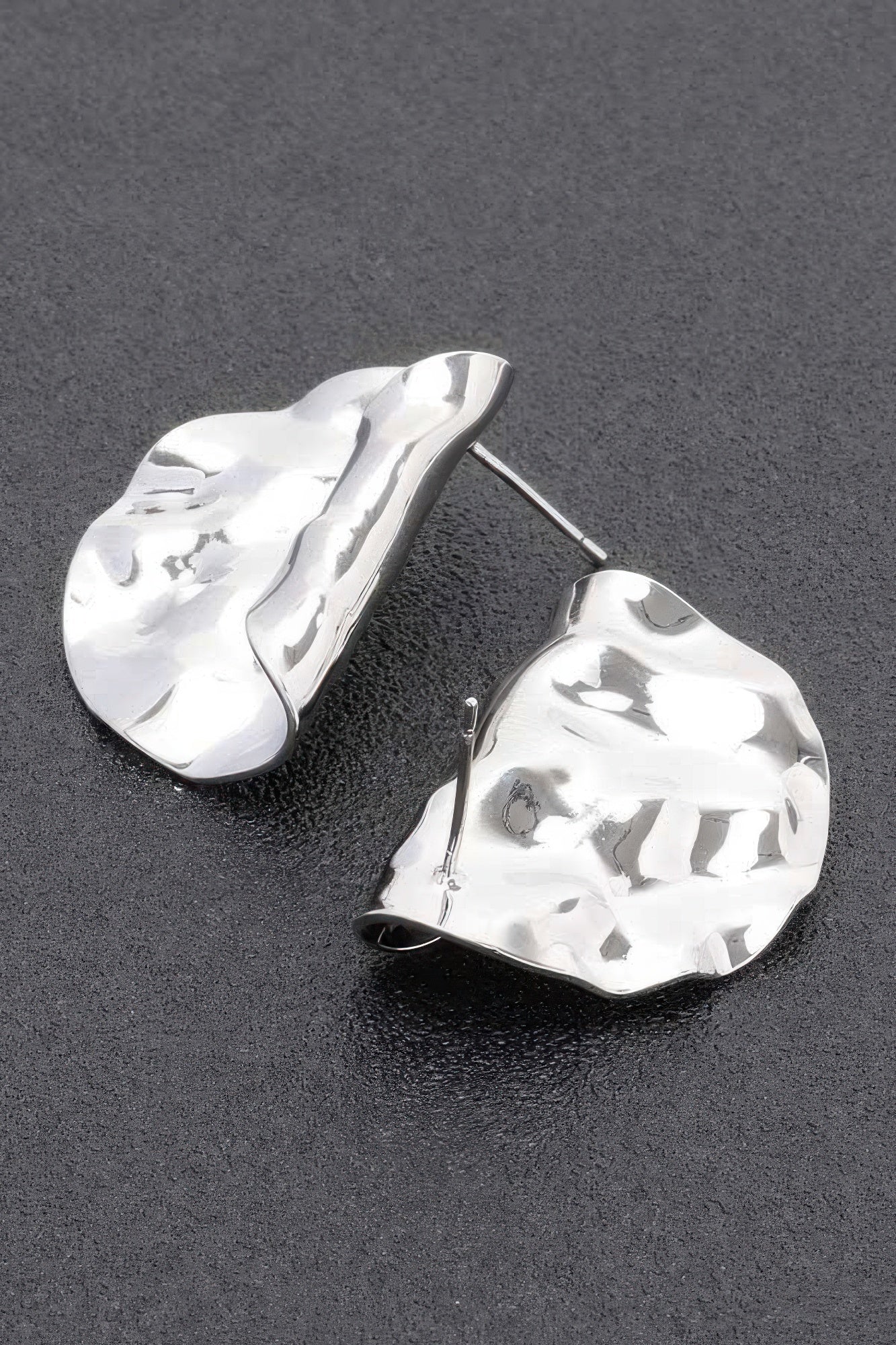 Metal Gold Dip Earring product image