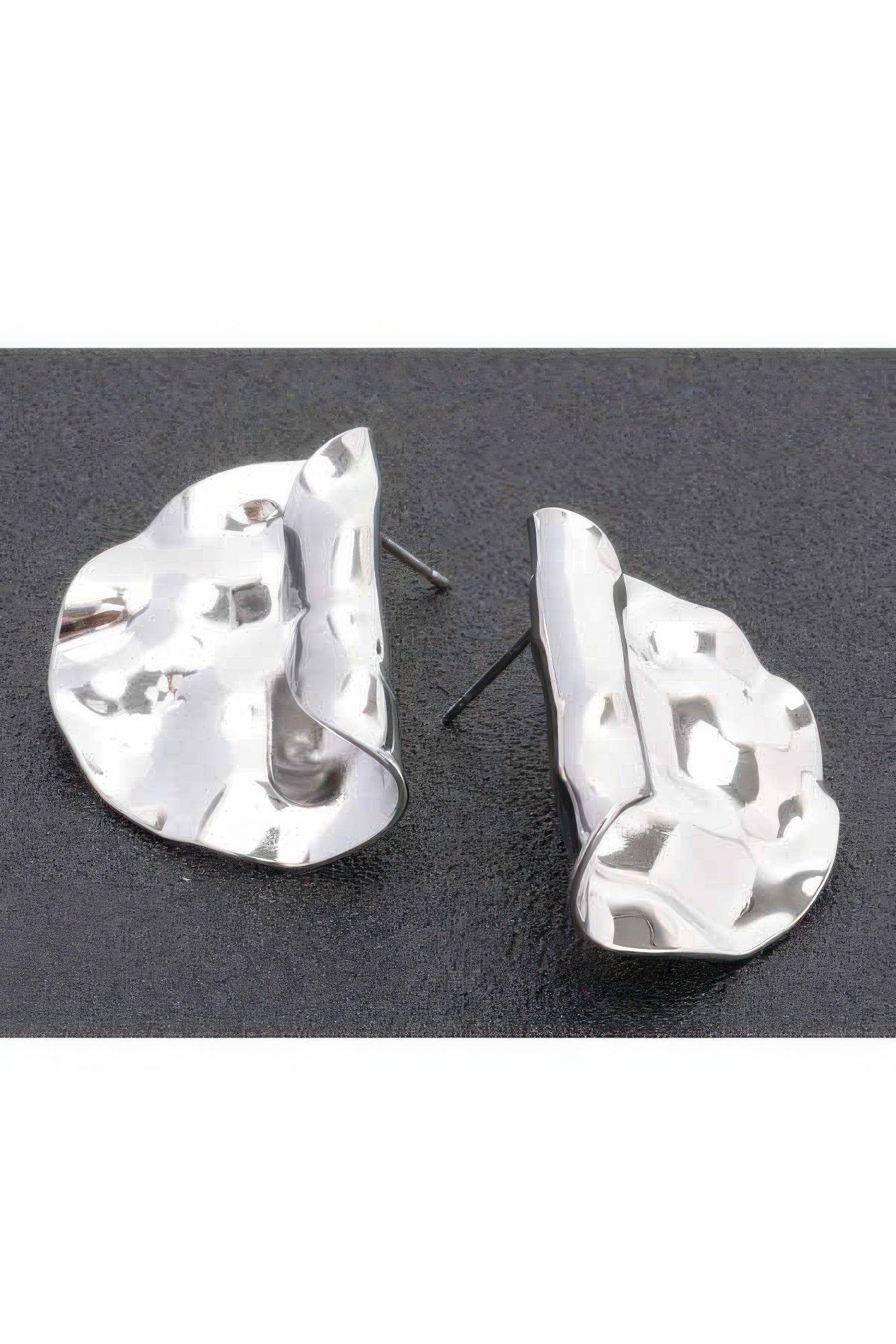 Metal Gold Dip Earring product image