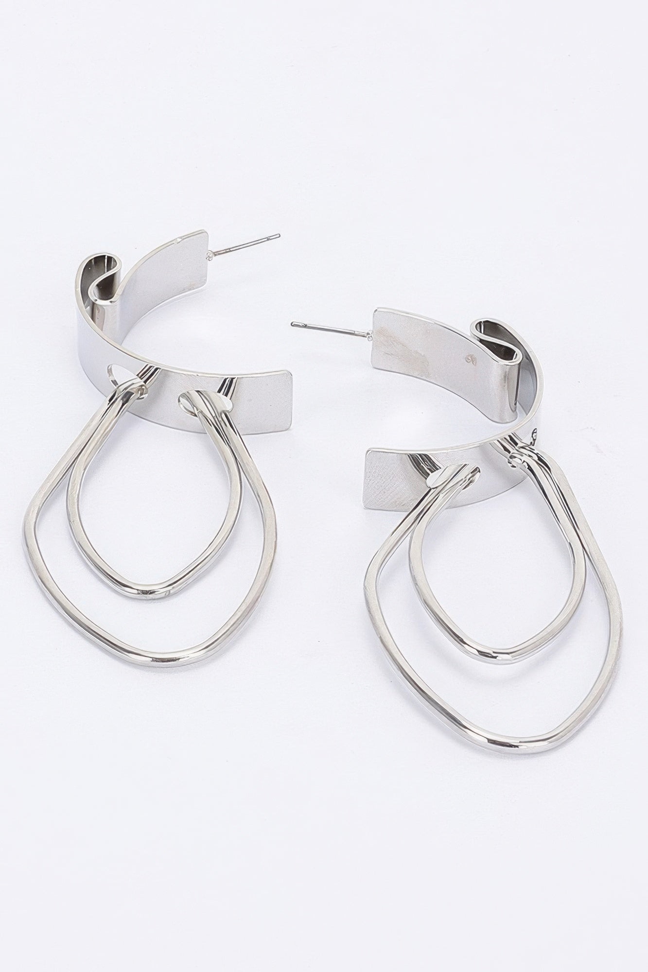 Metal Earring product image