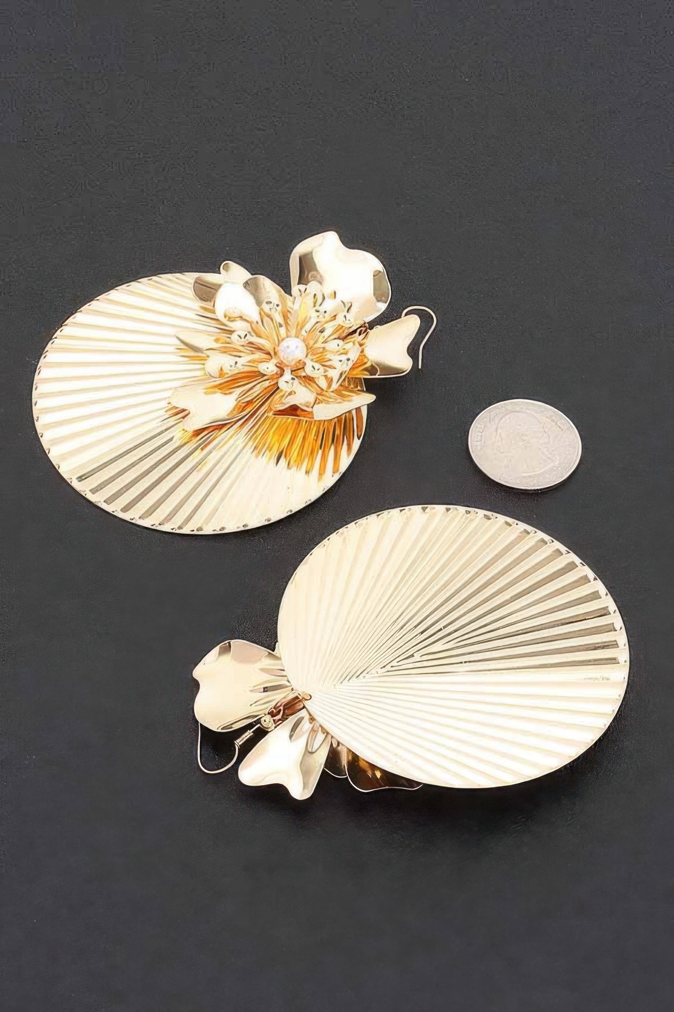 Metal Earring product image