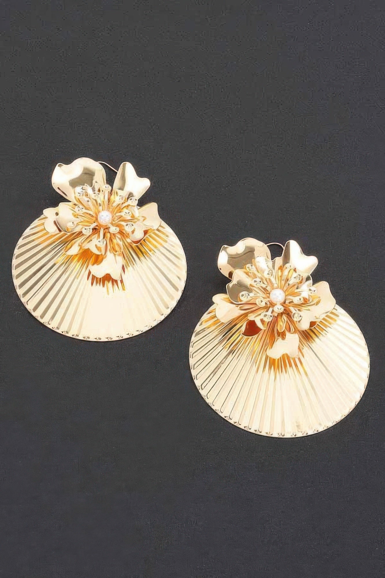 Metal Earring product image