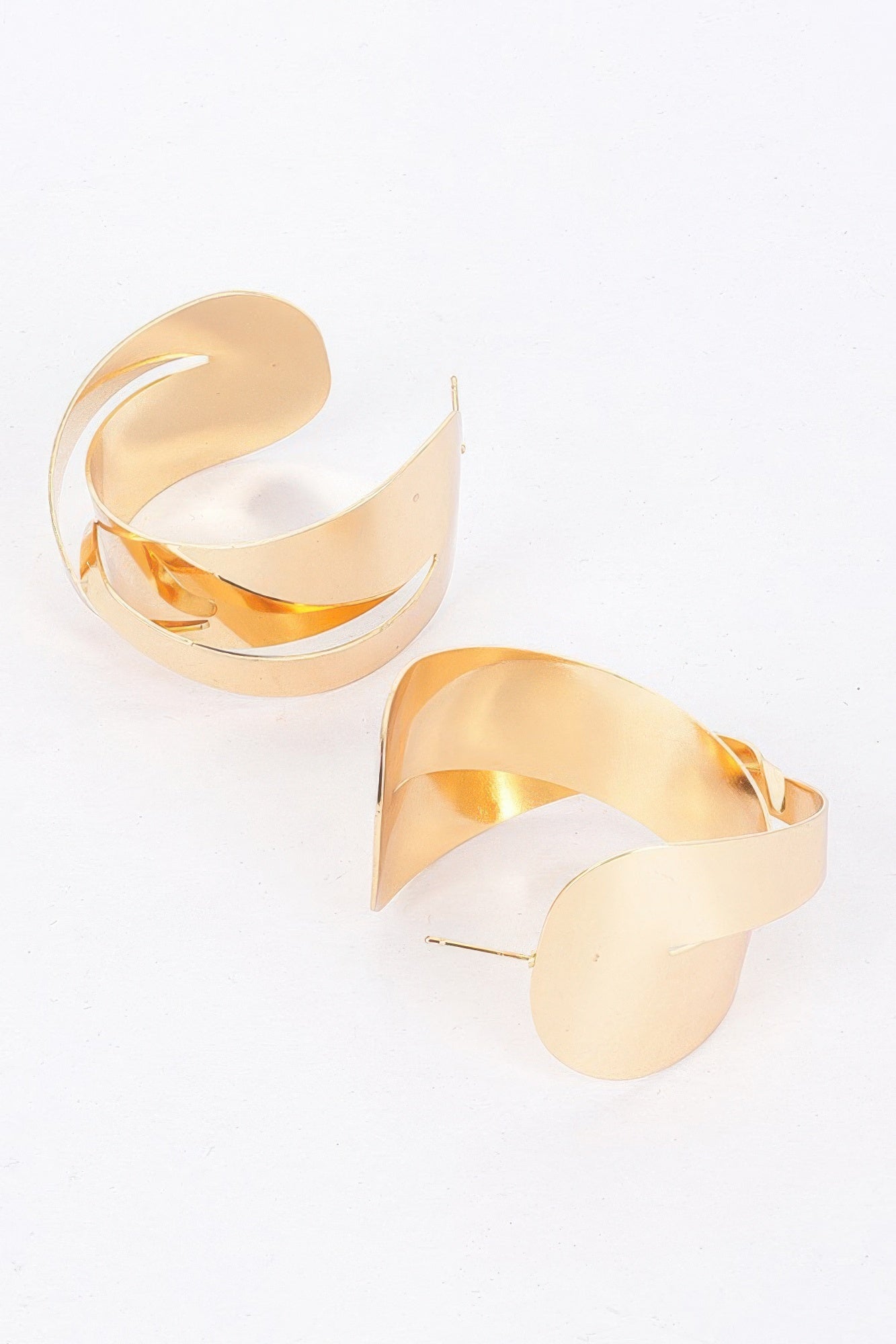 Metal Earring product image