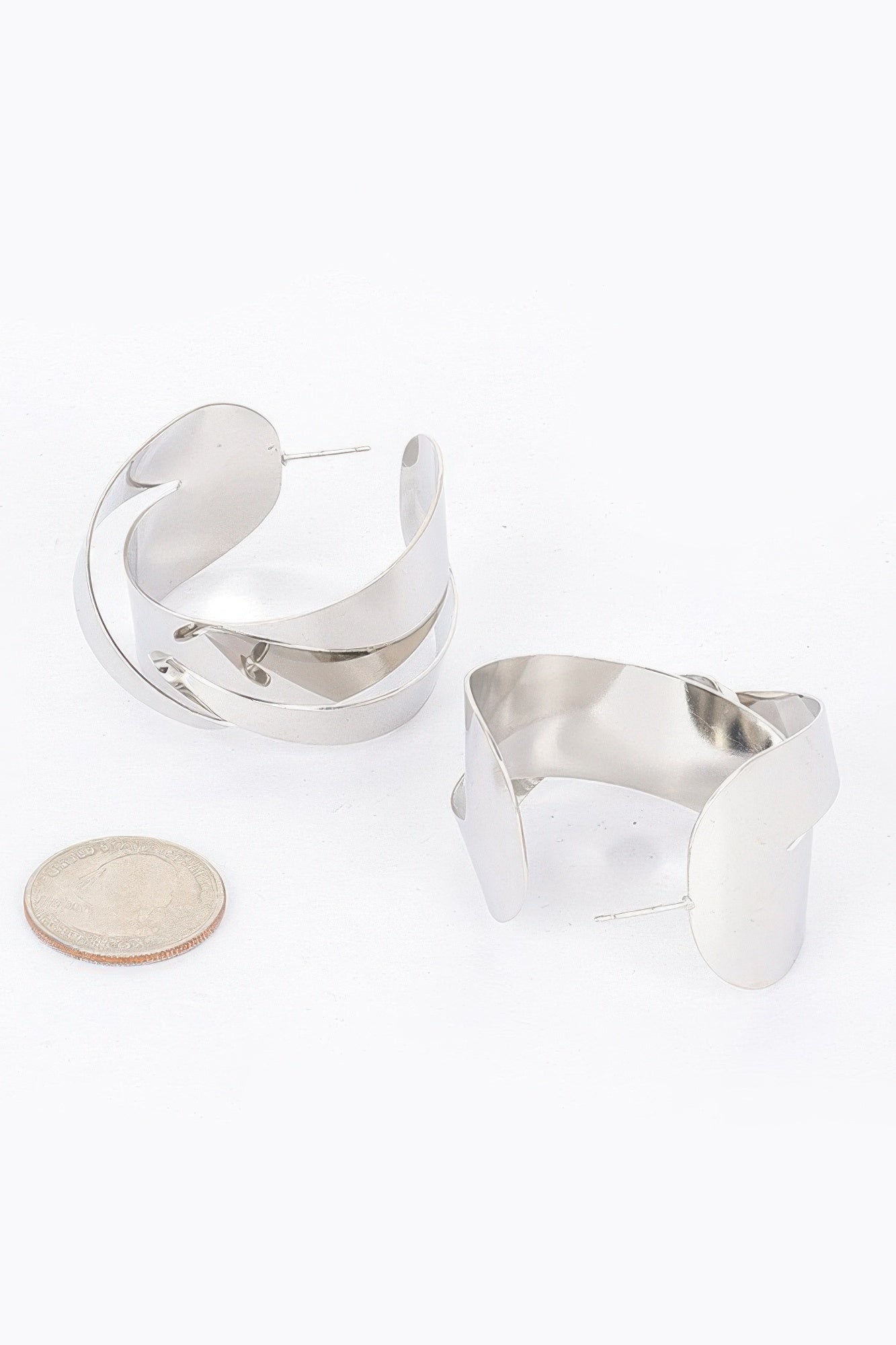 Metal Earring product image