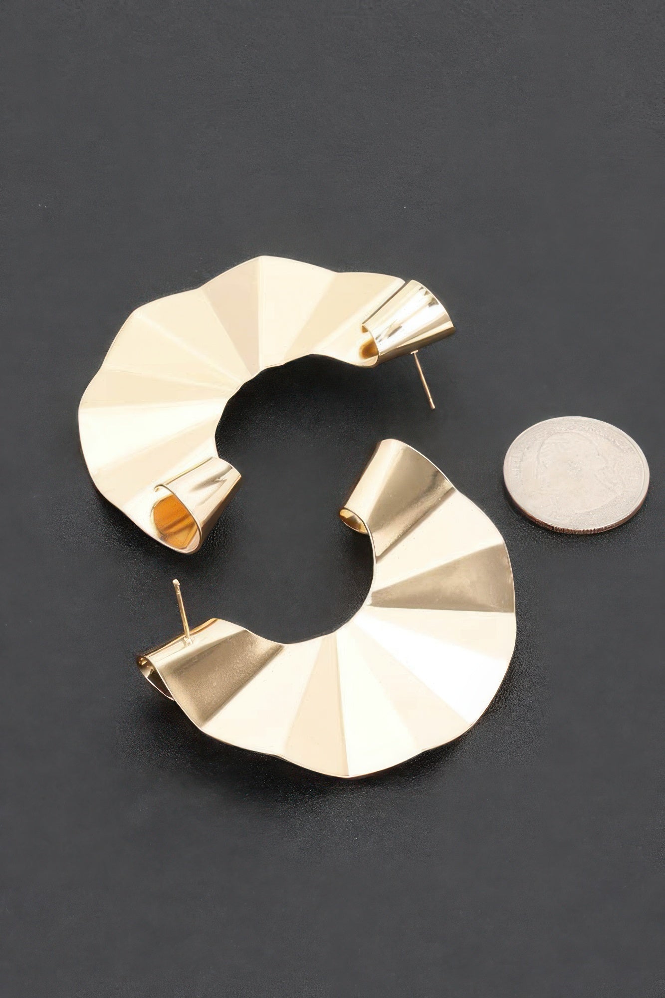 Metal Earring product image