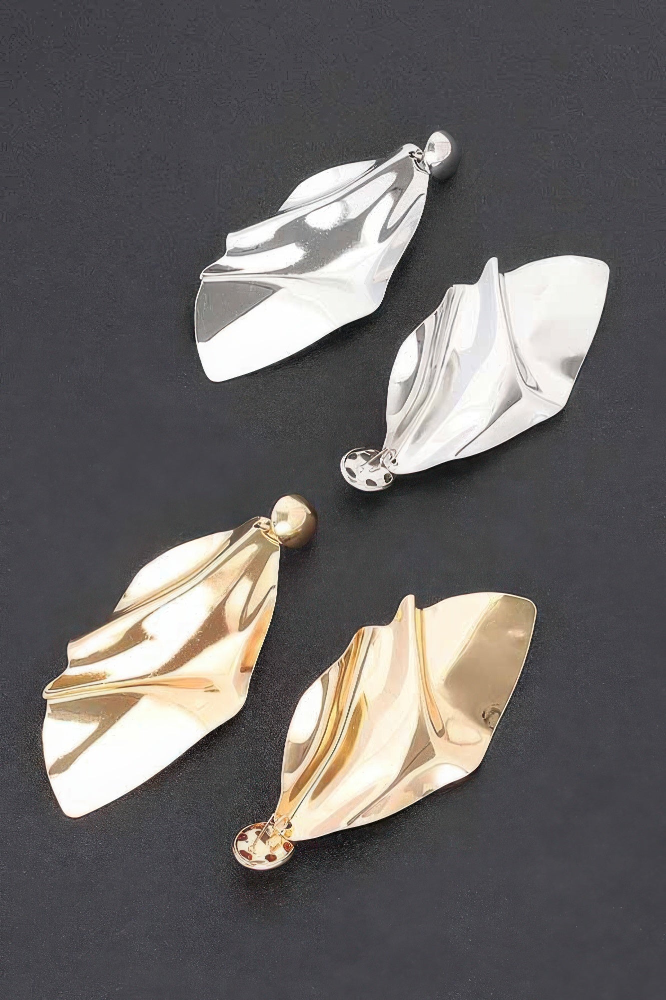 Metal Earring product image