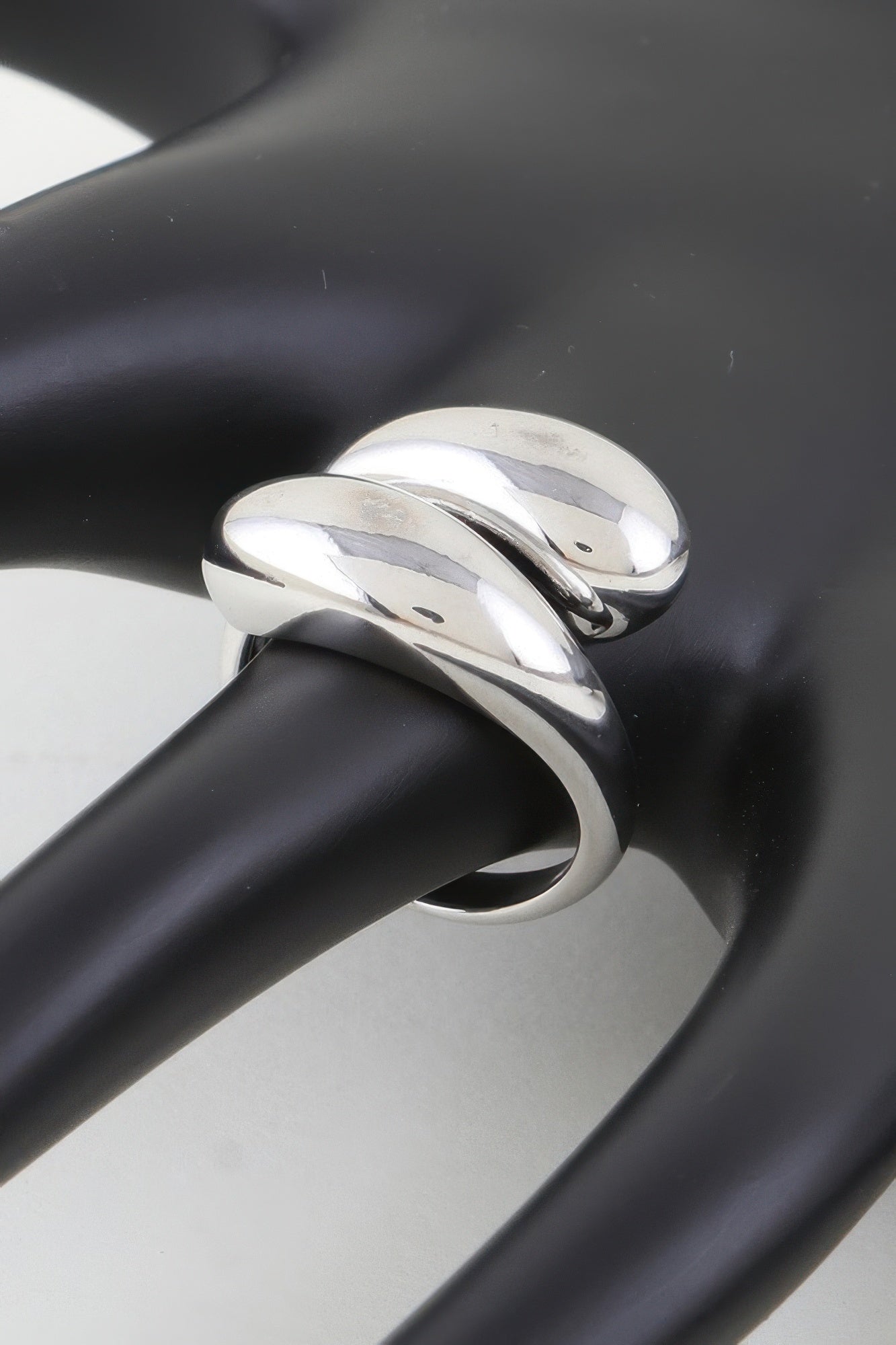 Shiny Teardrop Wrap Ring product image