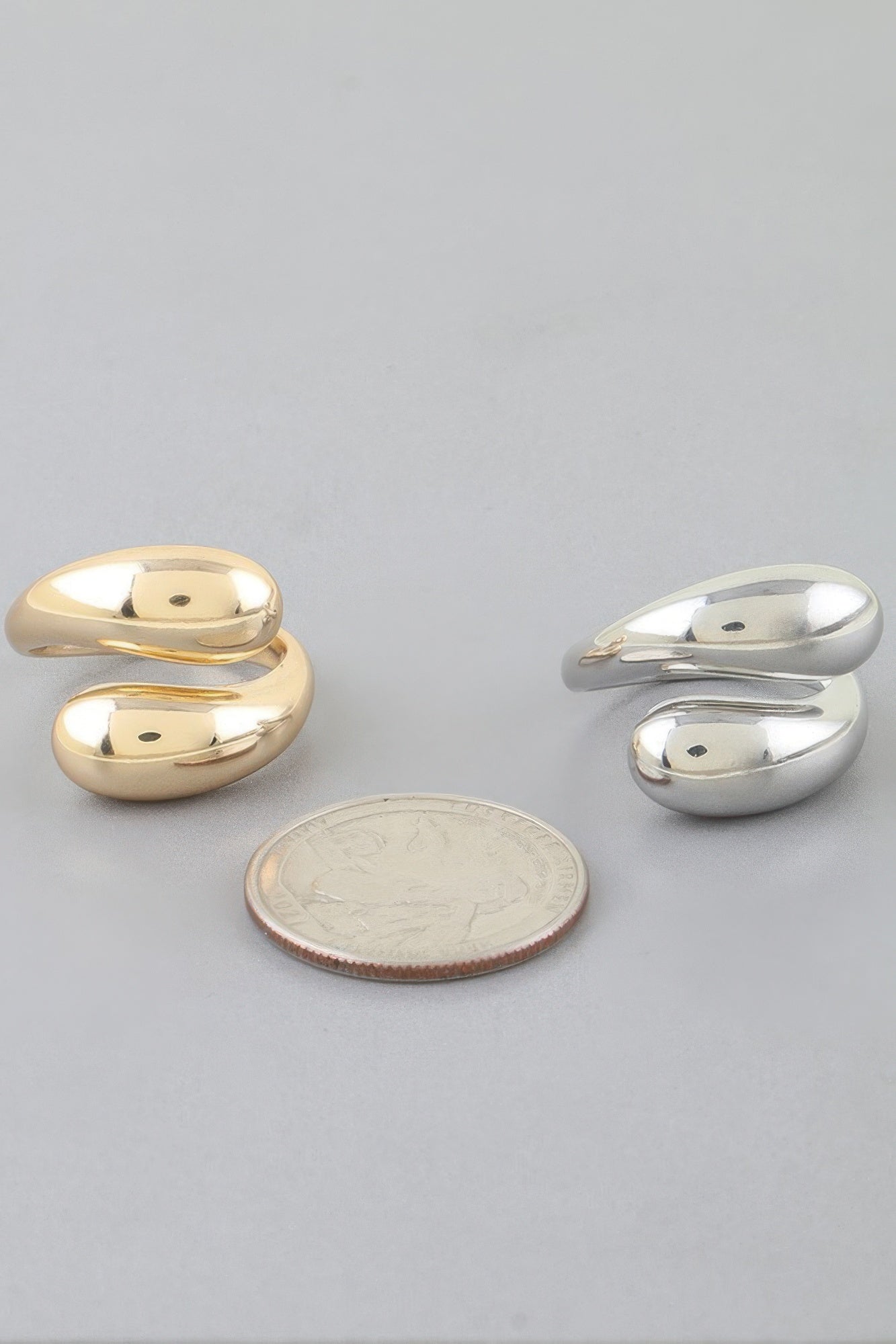 Shiny Teardrop Wrap Ring product image