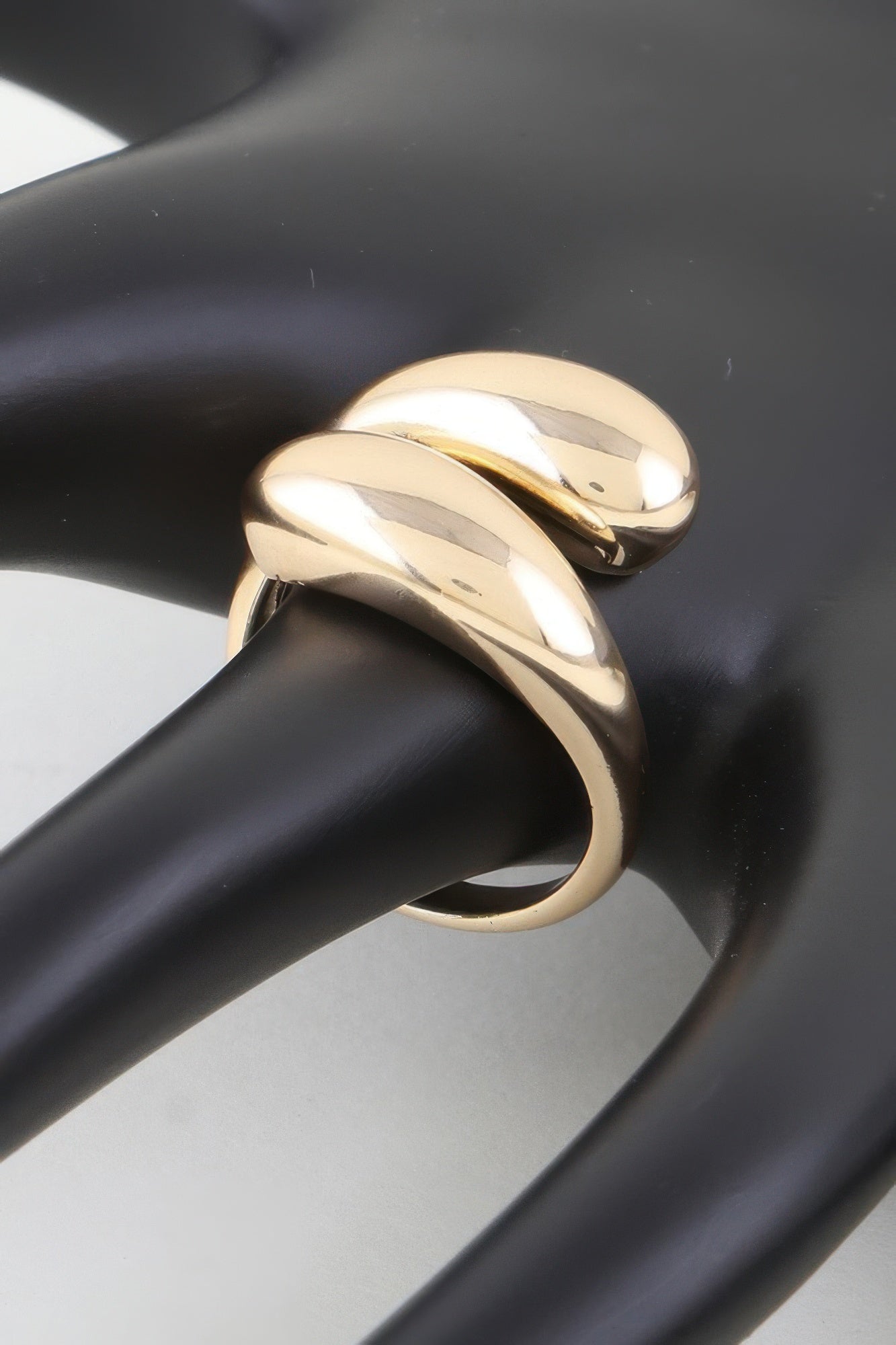 Shiny Teardrop Wrap Ring product image