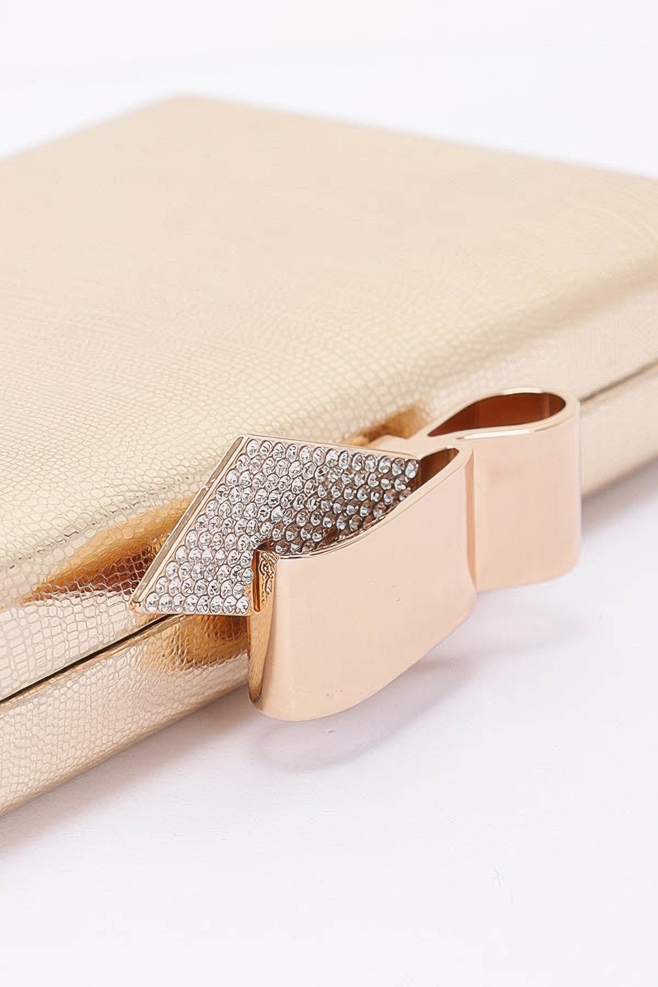 Metal Ribbon Top Case Clutch product image