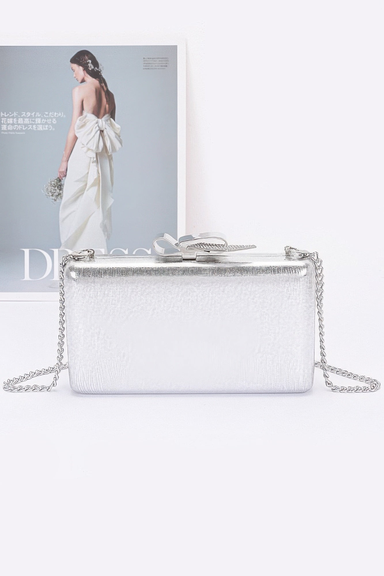 Metal Ribbon Top Case Clutch product image