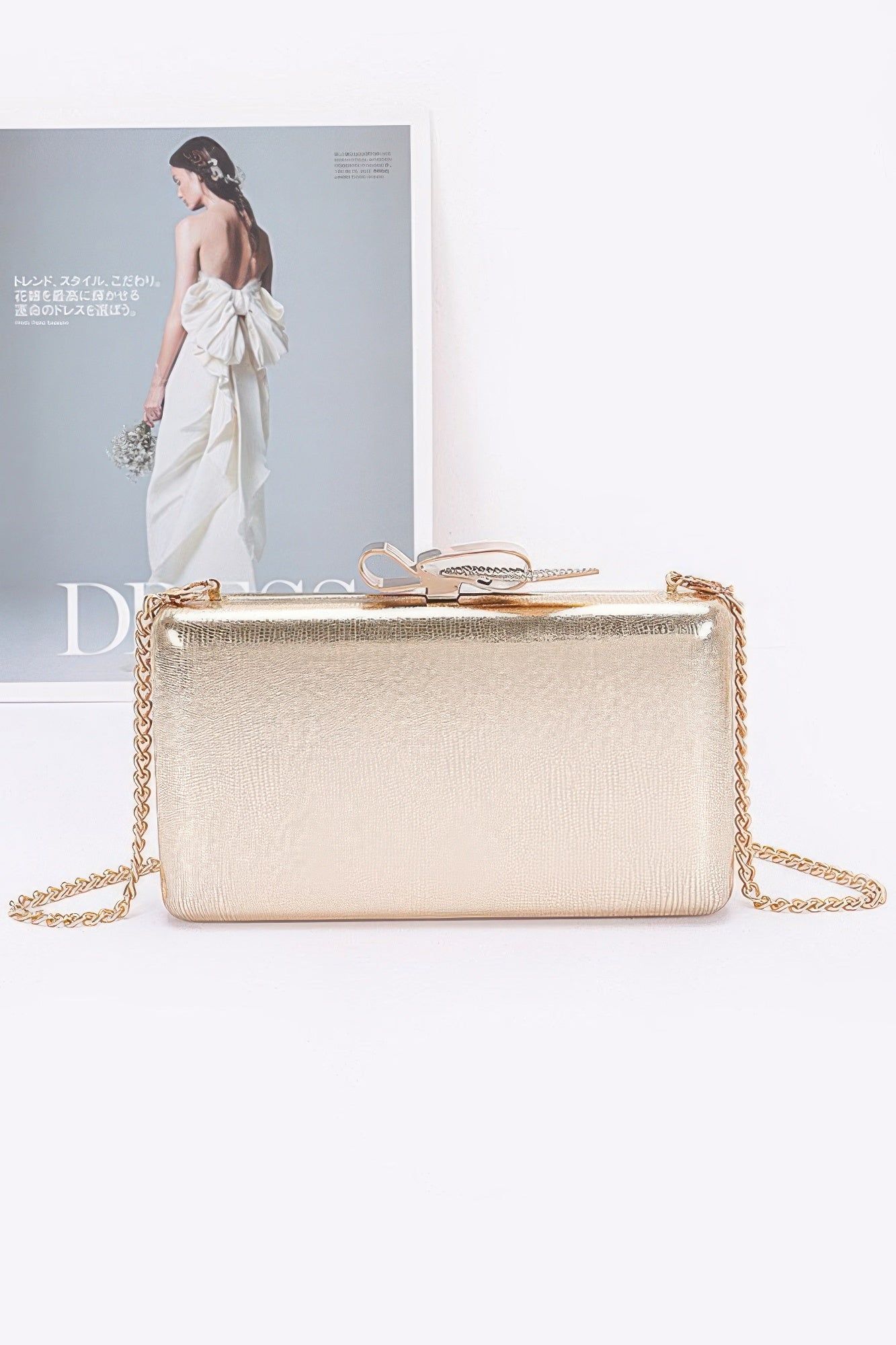 Metal Ribbon Top Case Clutch product image