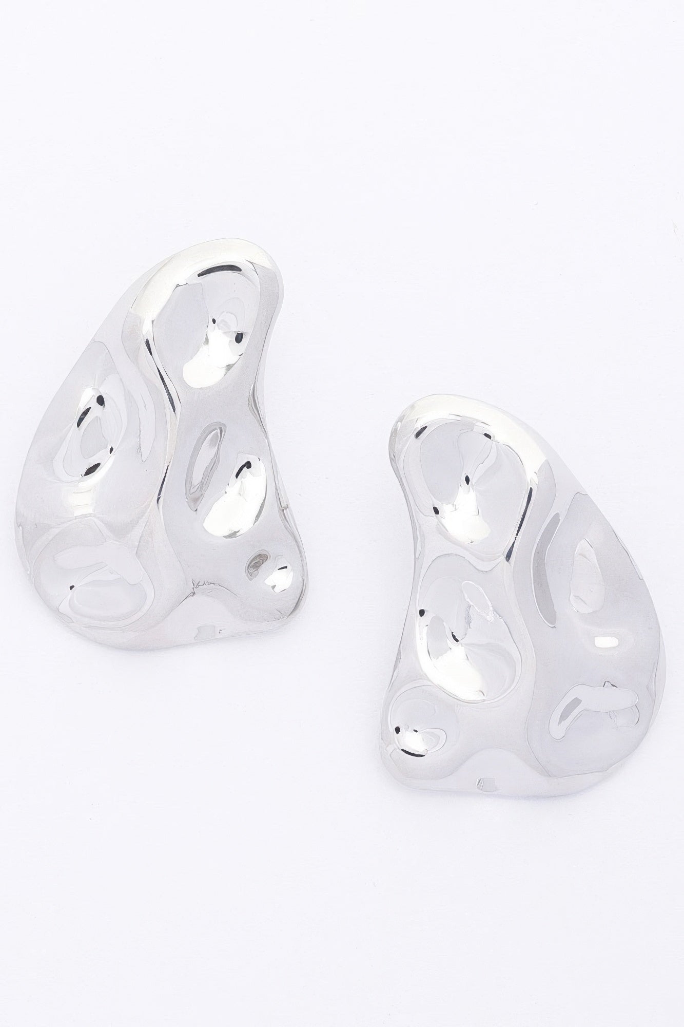 Metal Gold Dip Earring product image