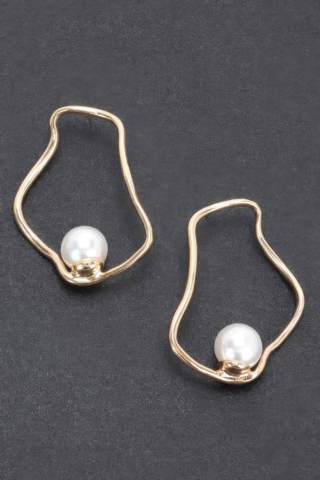 Faux Pearl Metal Earring product image