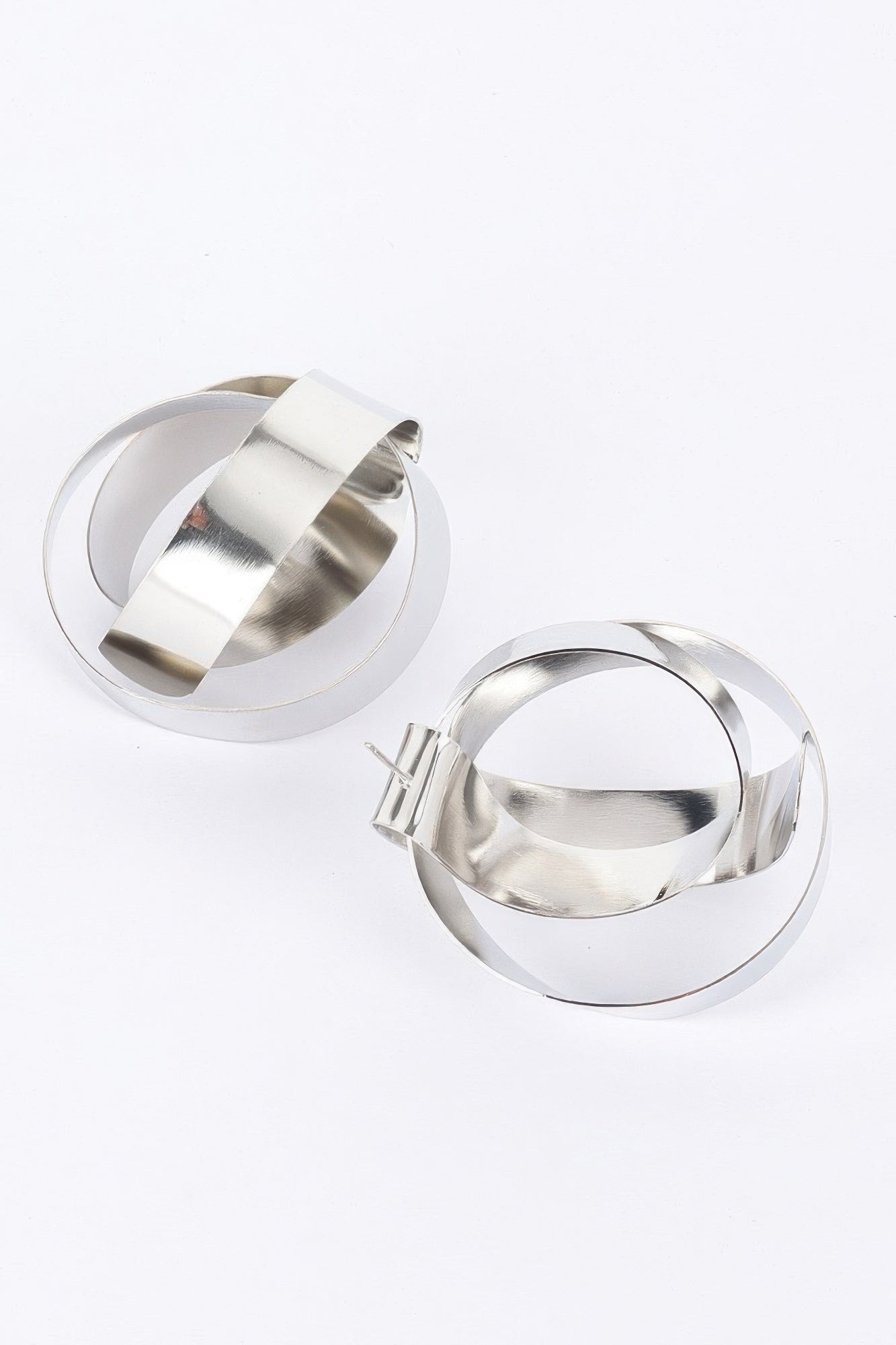 Metal Earring product image
